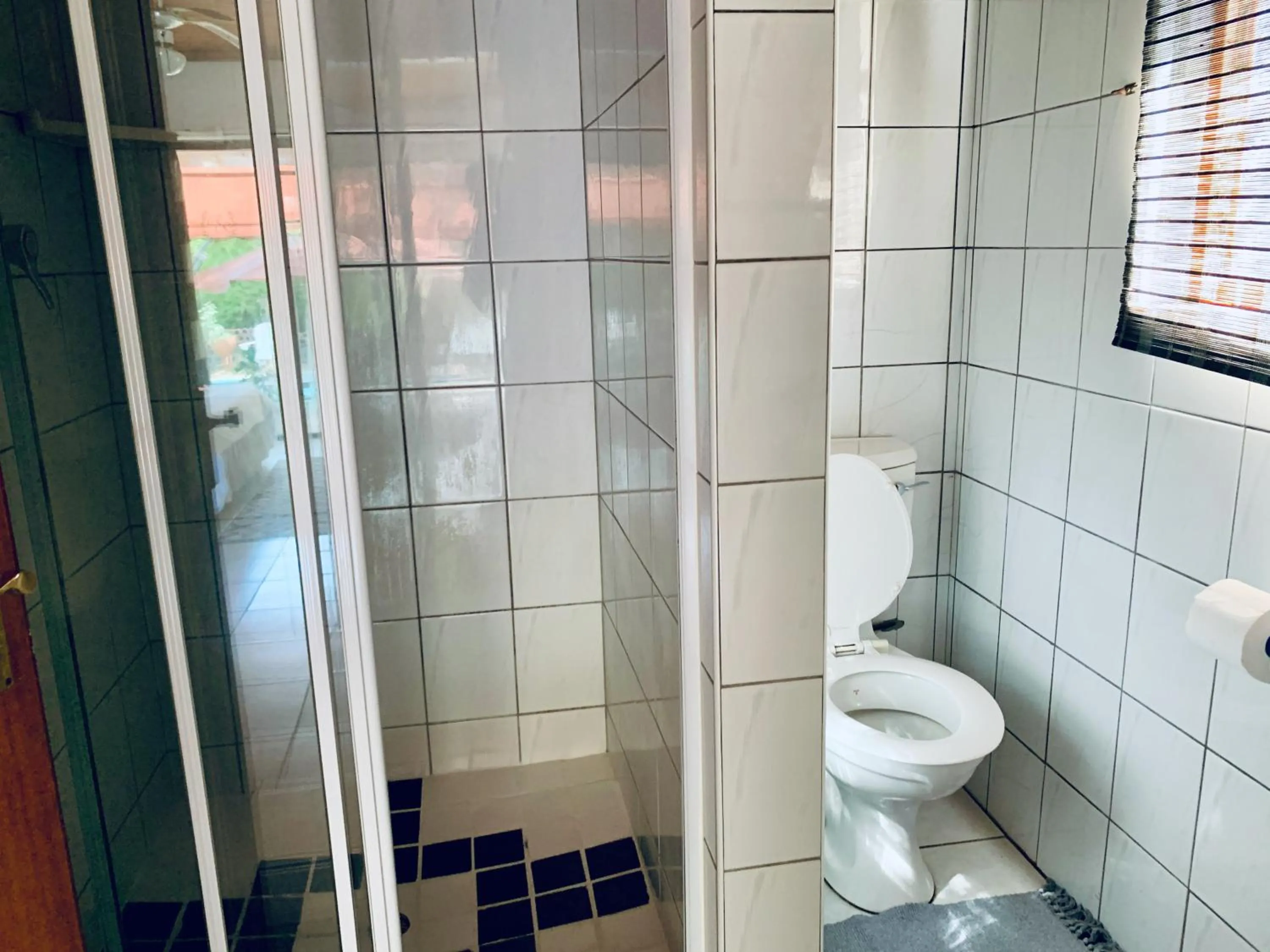 Bathroom in The Little Hideaway Guesthouse