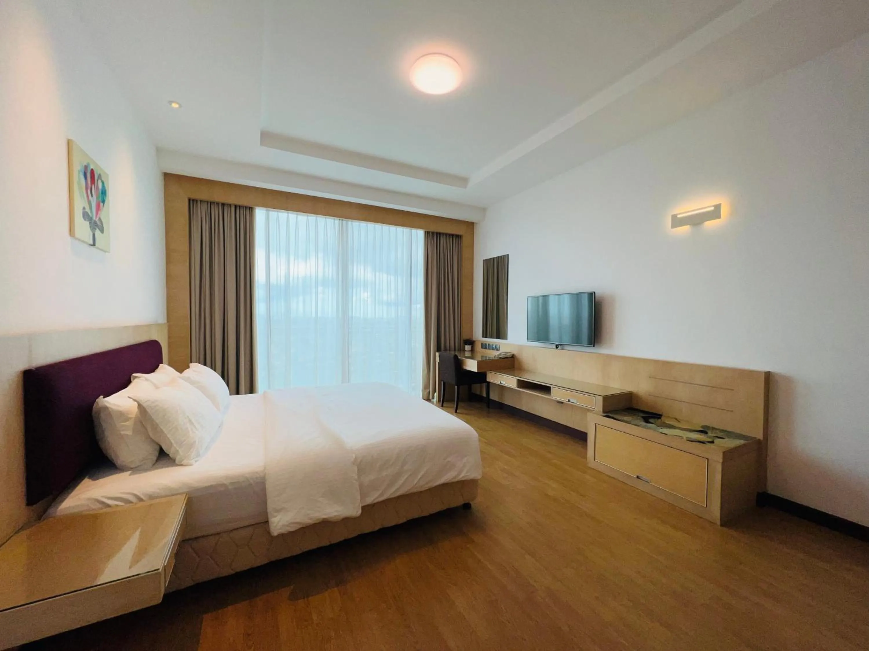 Bed in Imperial Grand Suite Apartment Kuching