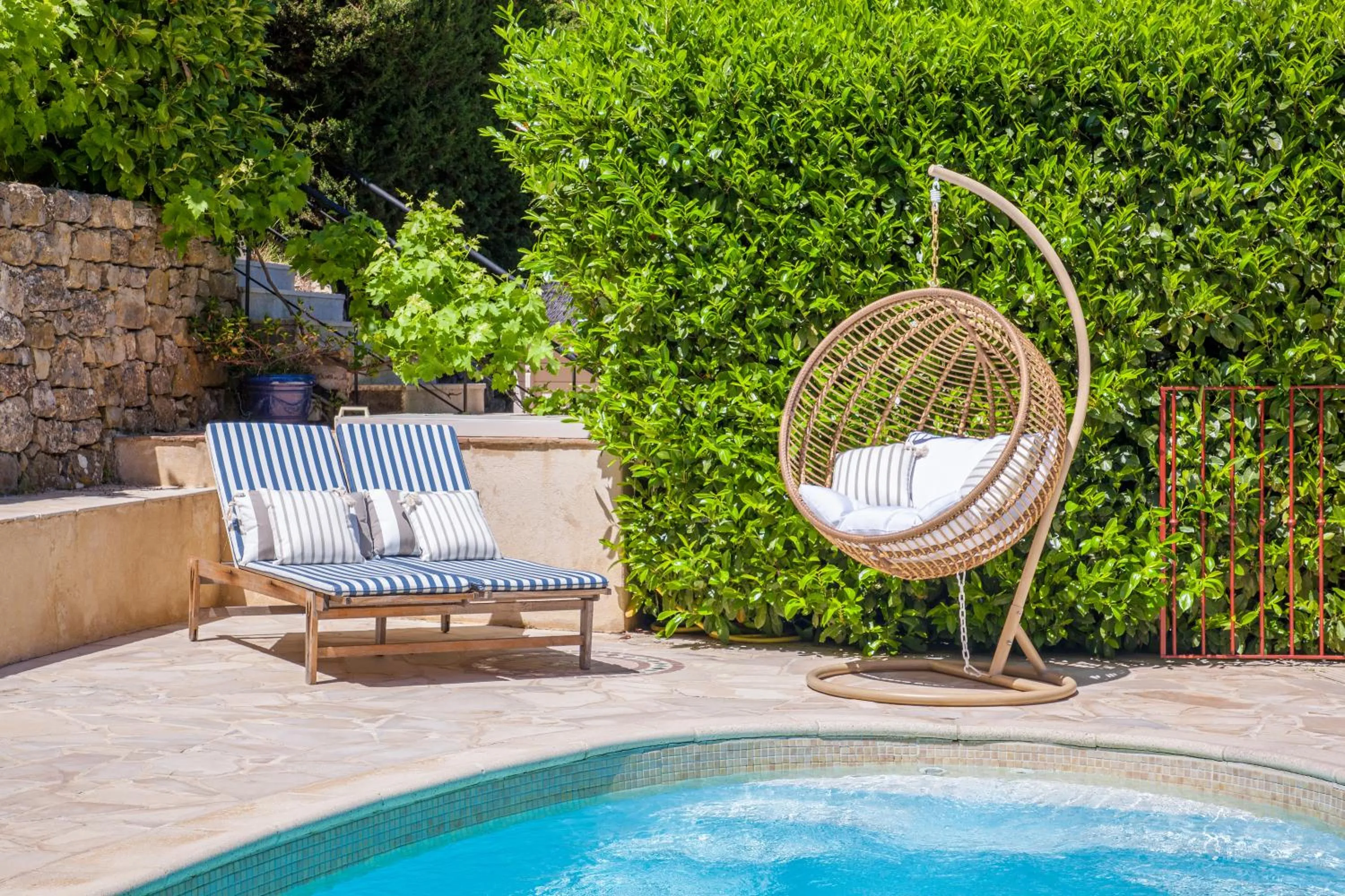 sunbed in Villa Le Port d'attache