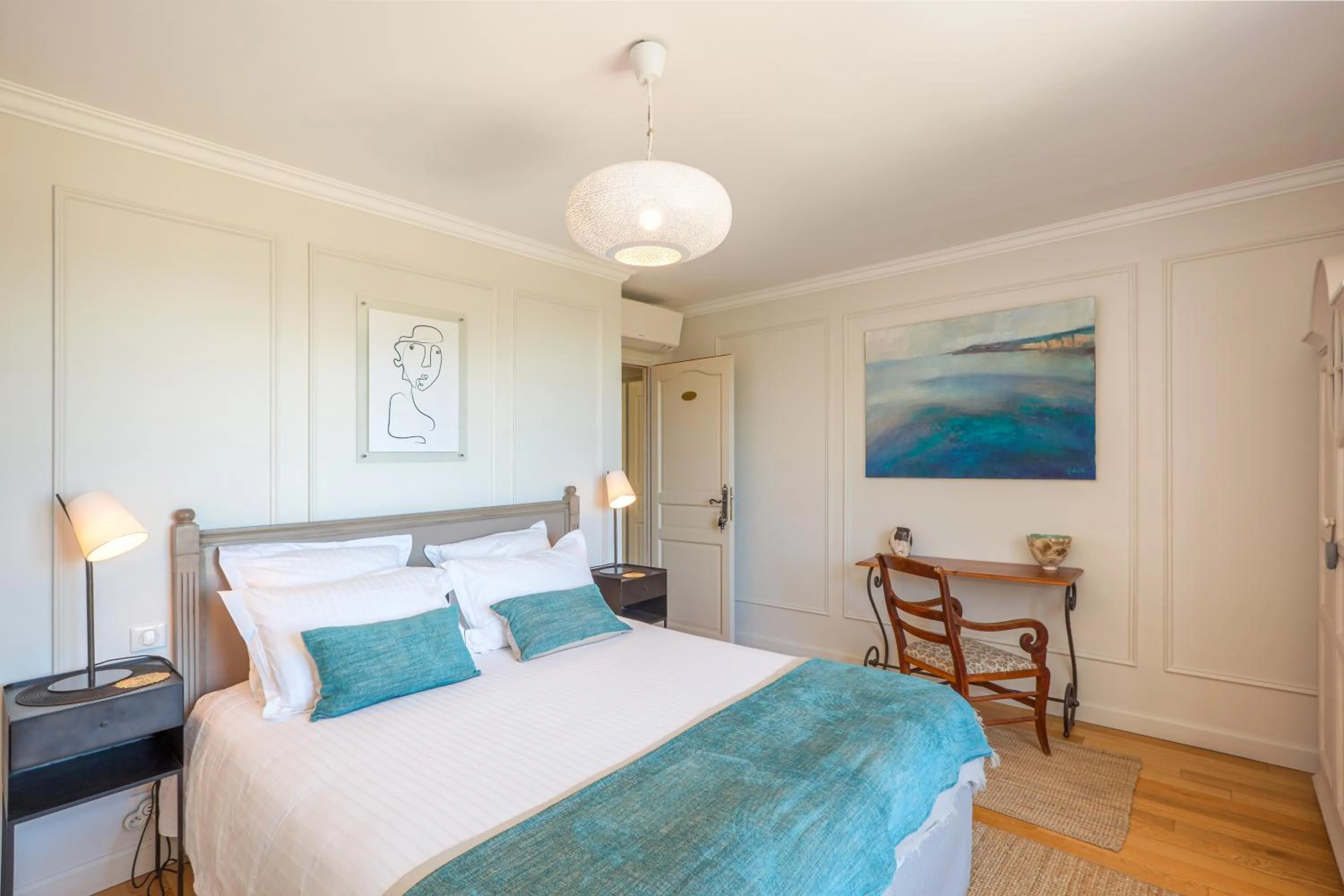Bedroom, Bed in Villa Le Port d'attache