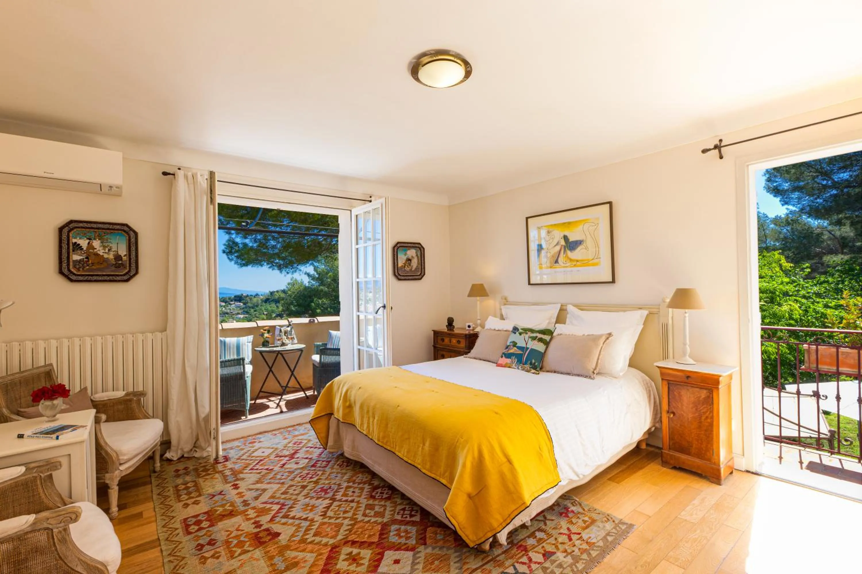 Bedroom, Bed in Villa Le Port d'attache