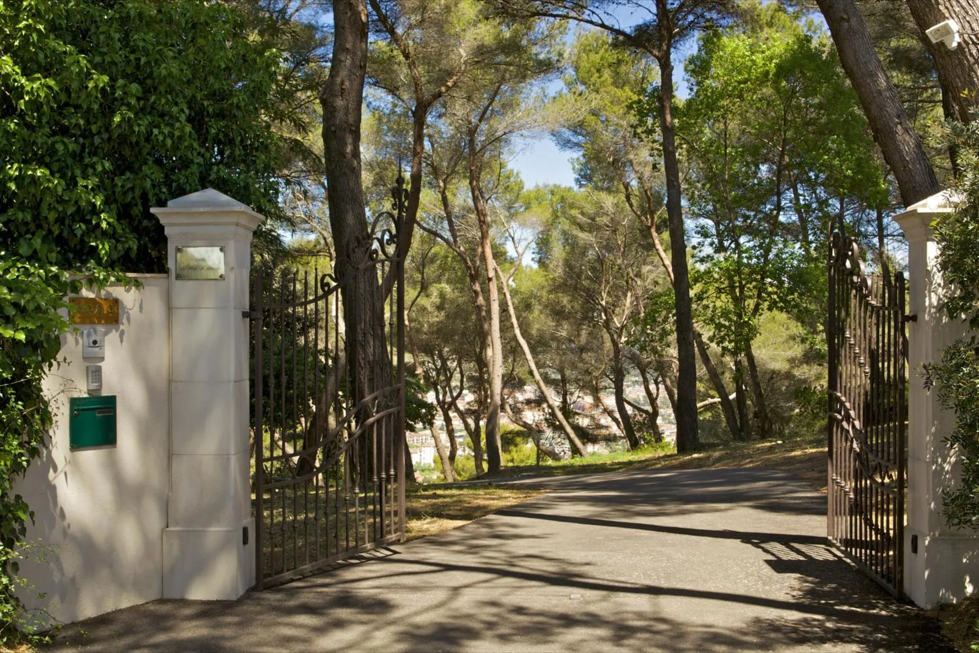 Facade/entrance in Villa Le Port d'attache