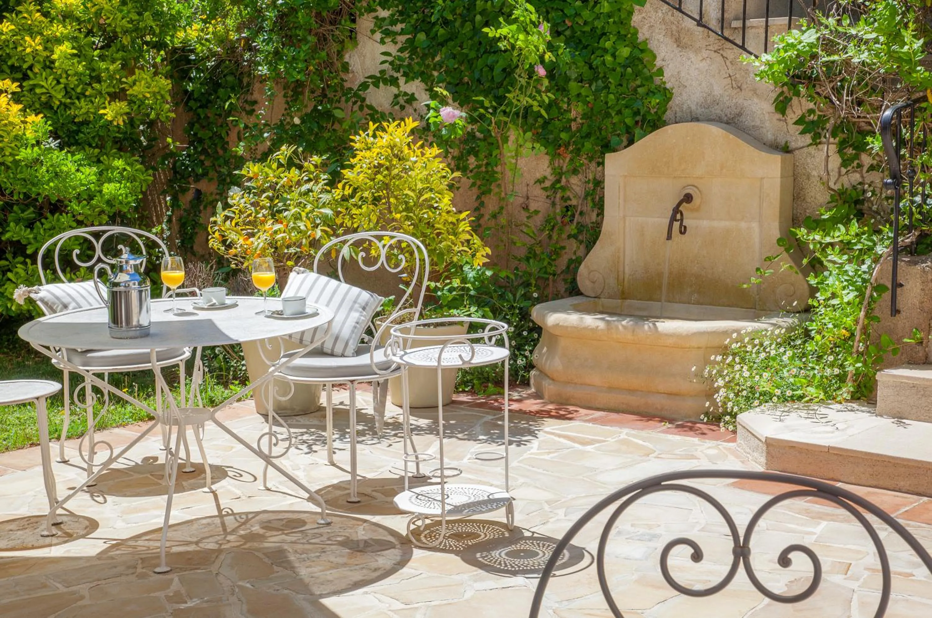 Garden in Villa Le Port d'attache