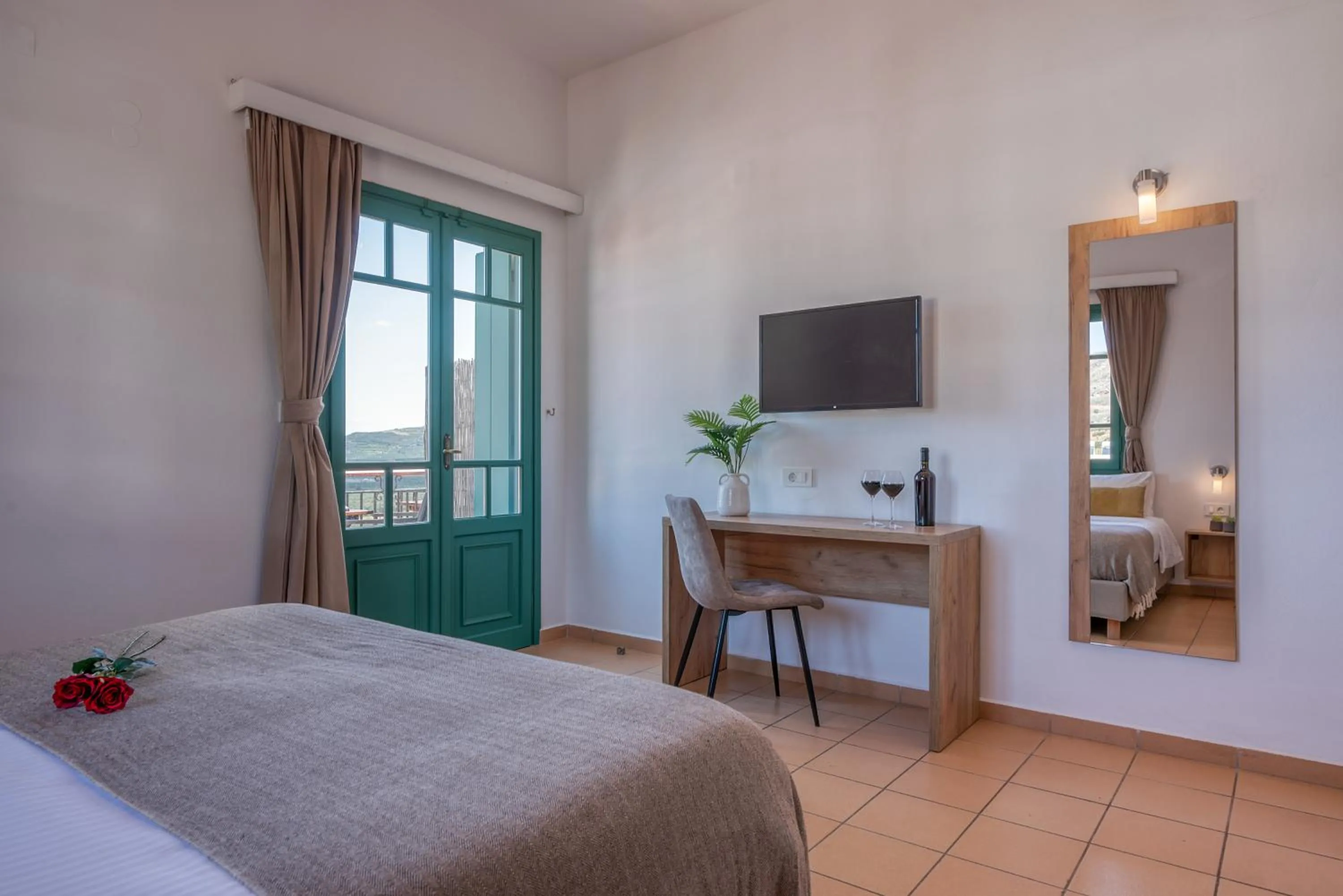 Bed in Kaliviani Traditional Hotel