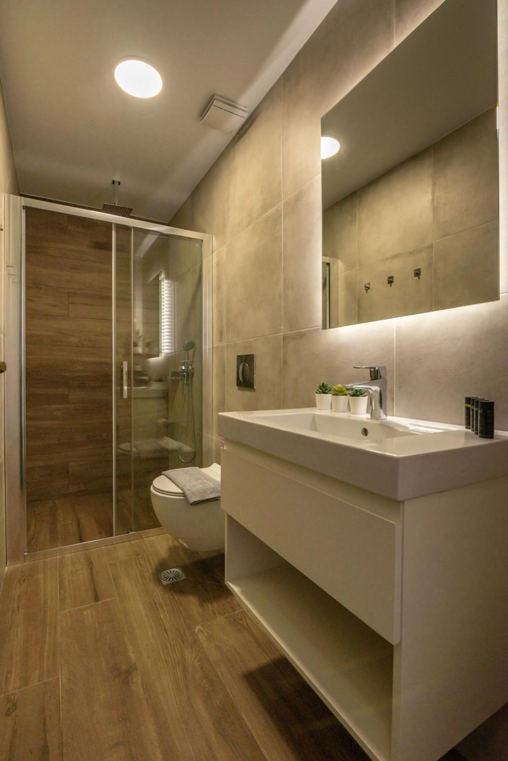 Shower in Kaliviani Traditional Hotel