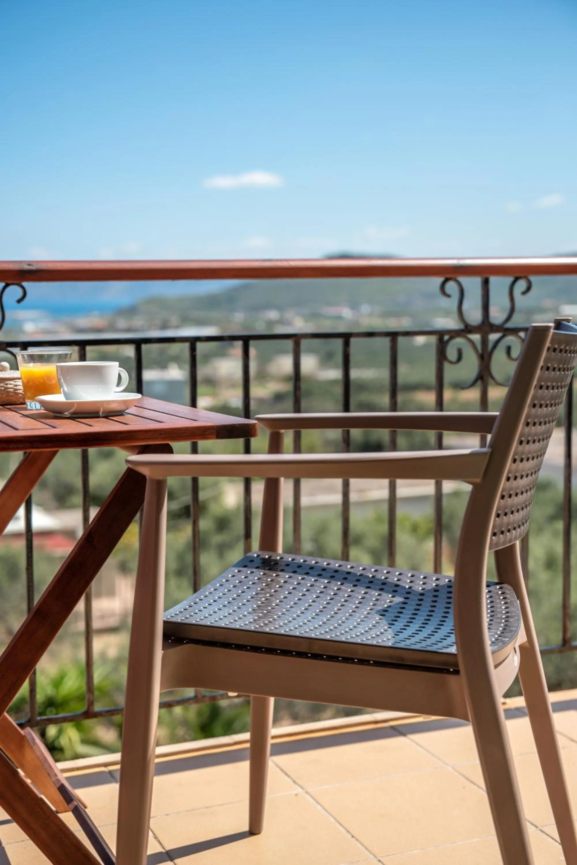 Patio in Kaliviani Traditional Hotel