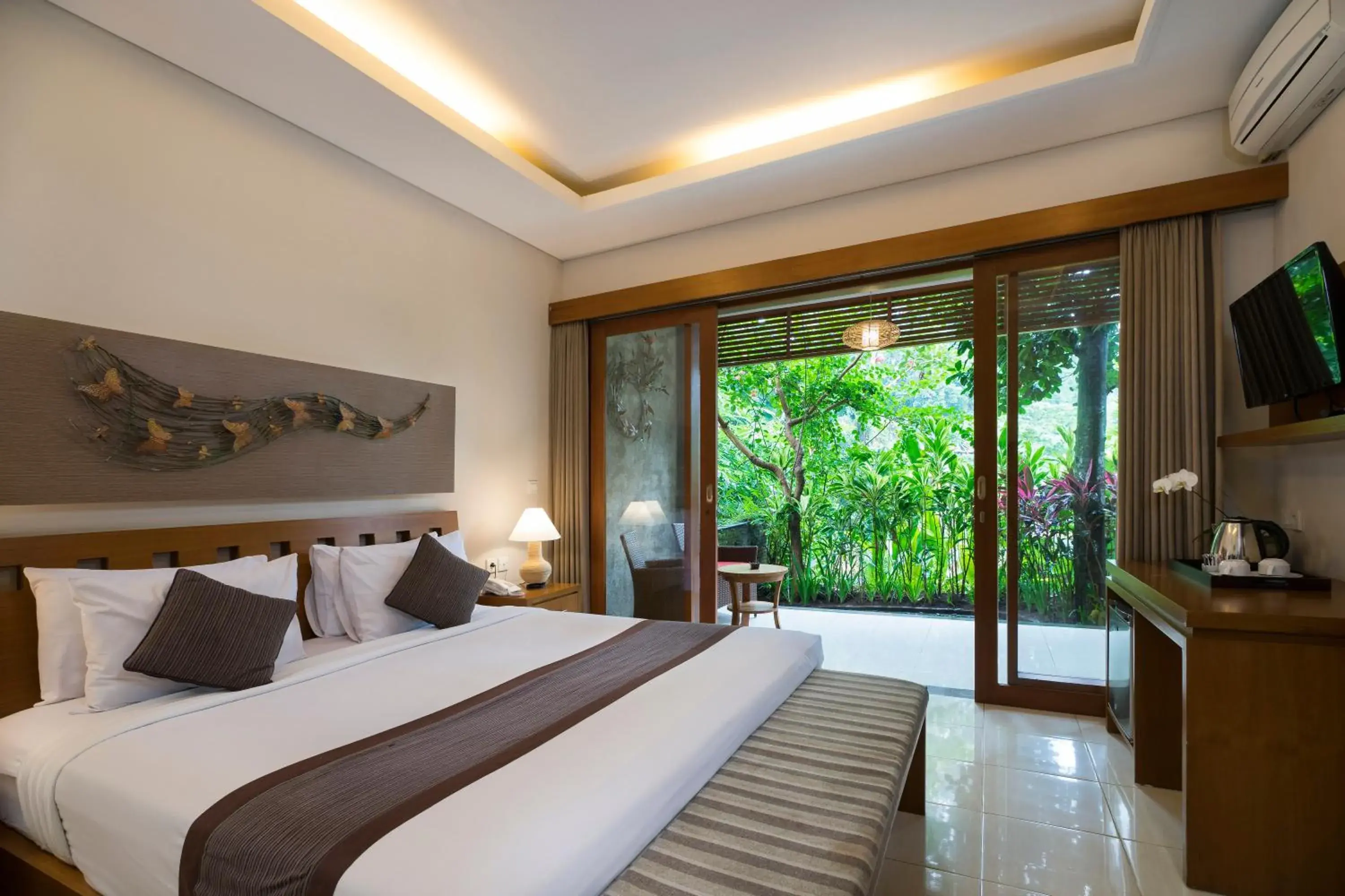 Superior Double Jungle View with Balcony in Jungle Haven Resort Central Ubud Superior Double Jungle View with Balcony in Jungle Haven Resort Central Ubud