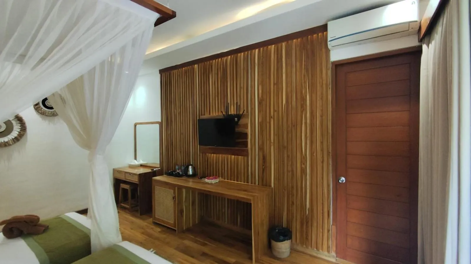 TV and multimedia in Jungle Haven Resort Central Ubud