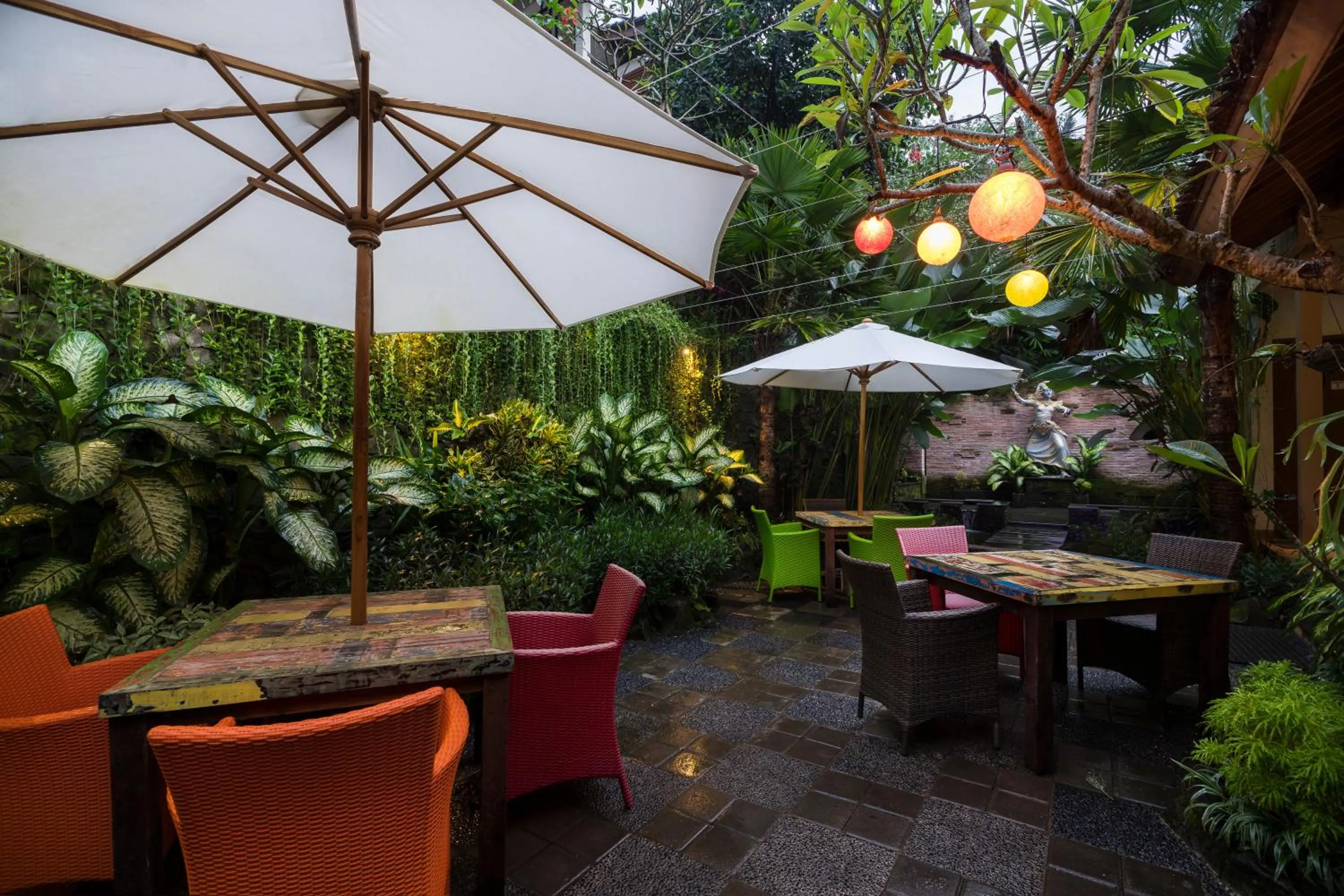 Restaurant/places to eat in Jungle Haven Resort Central Ubud