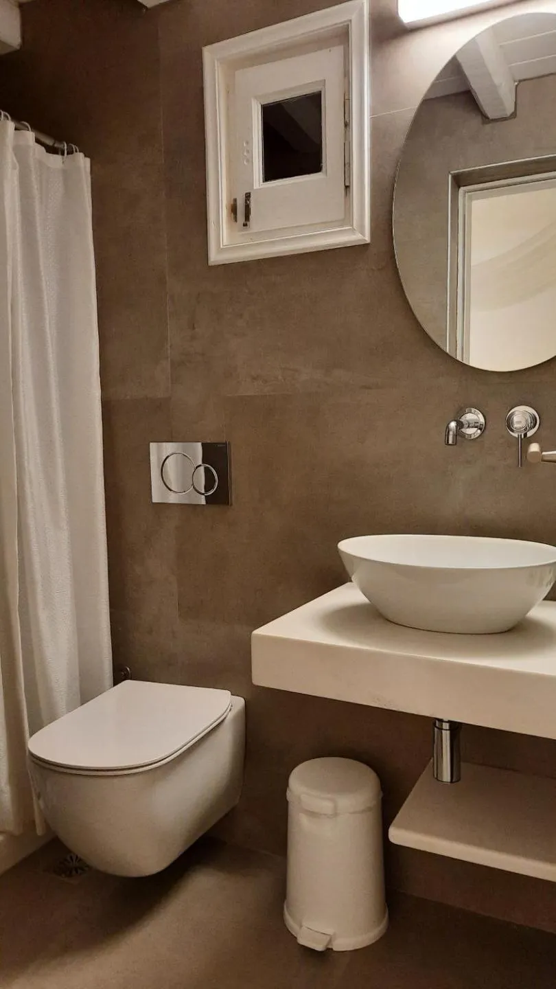 Bathroom in Casa Bianca