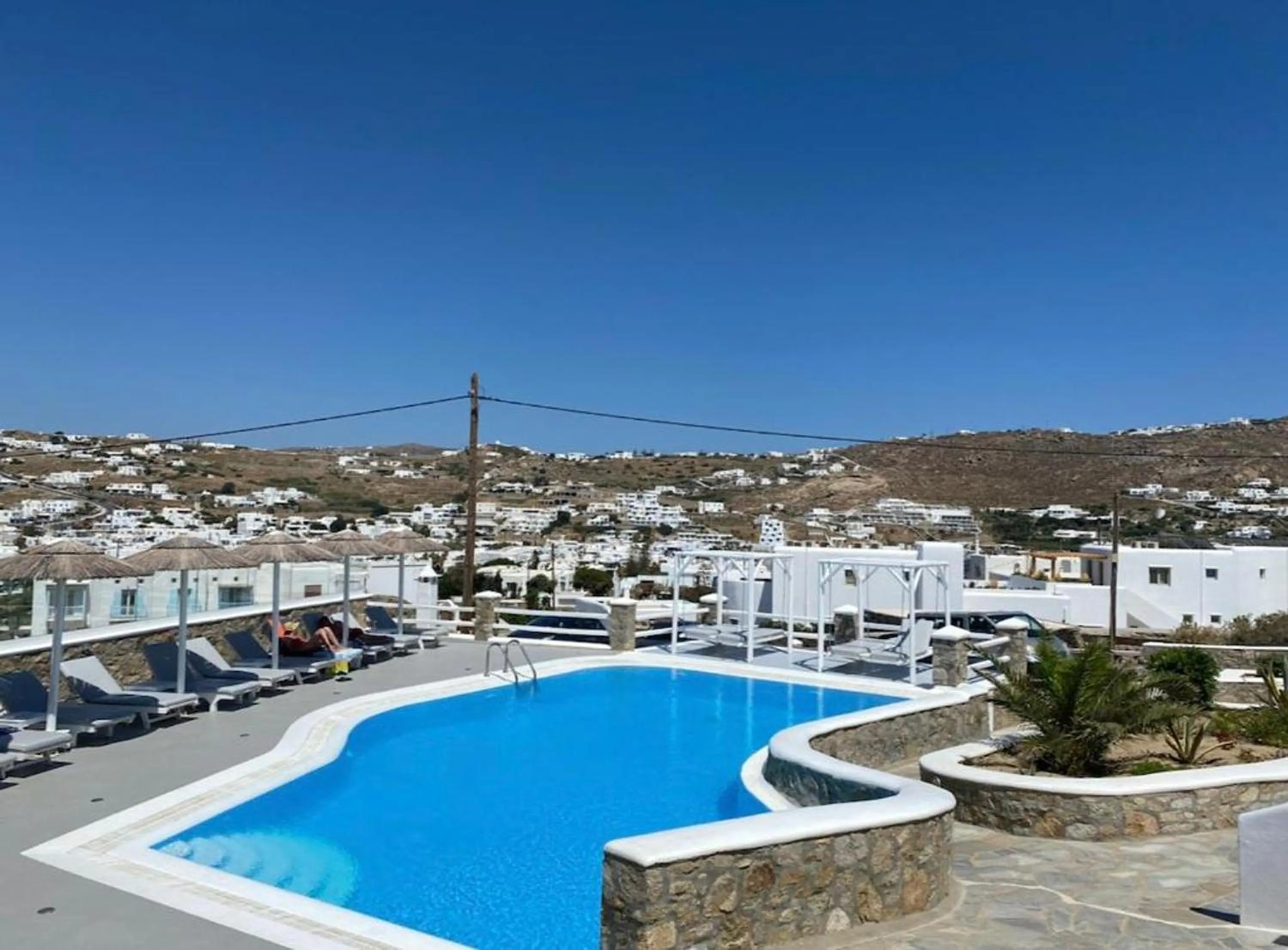 Property building in Casa Bianca