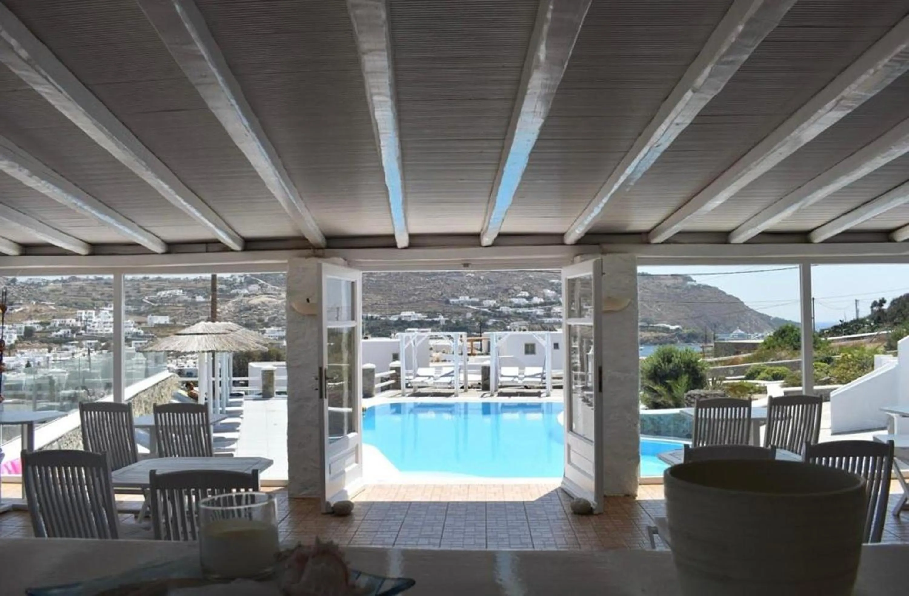 Property building in Casa Bianca