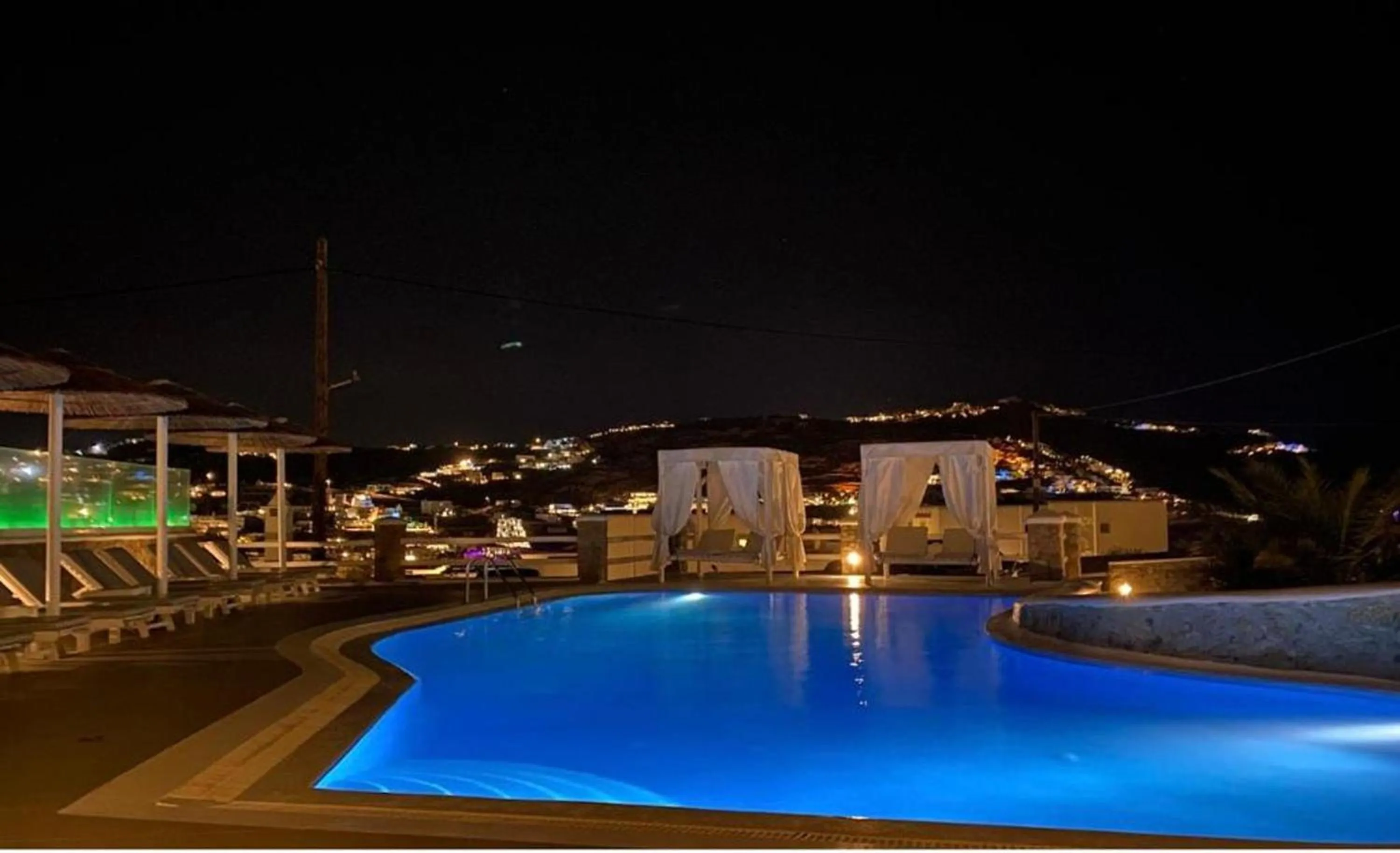 Property building in Casa Bianca