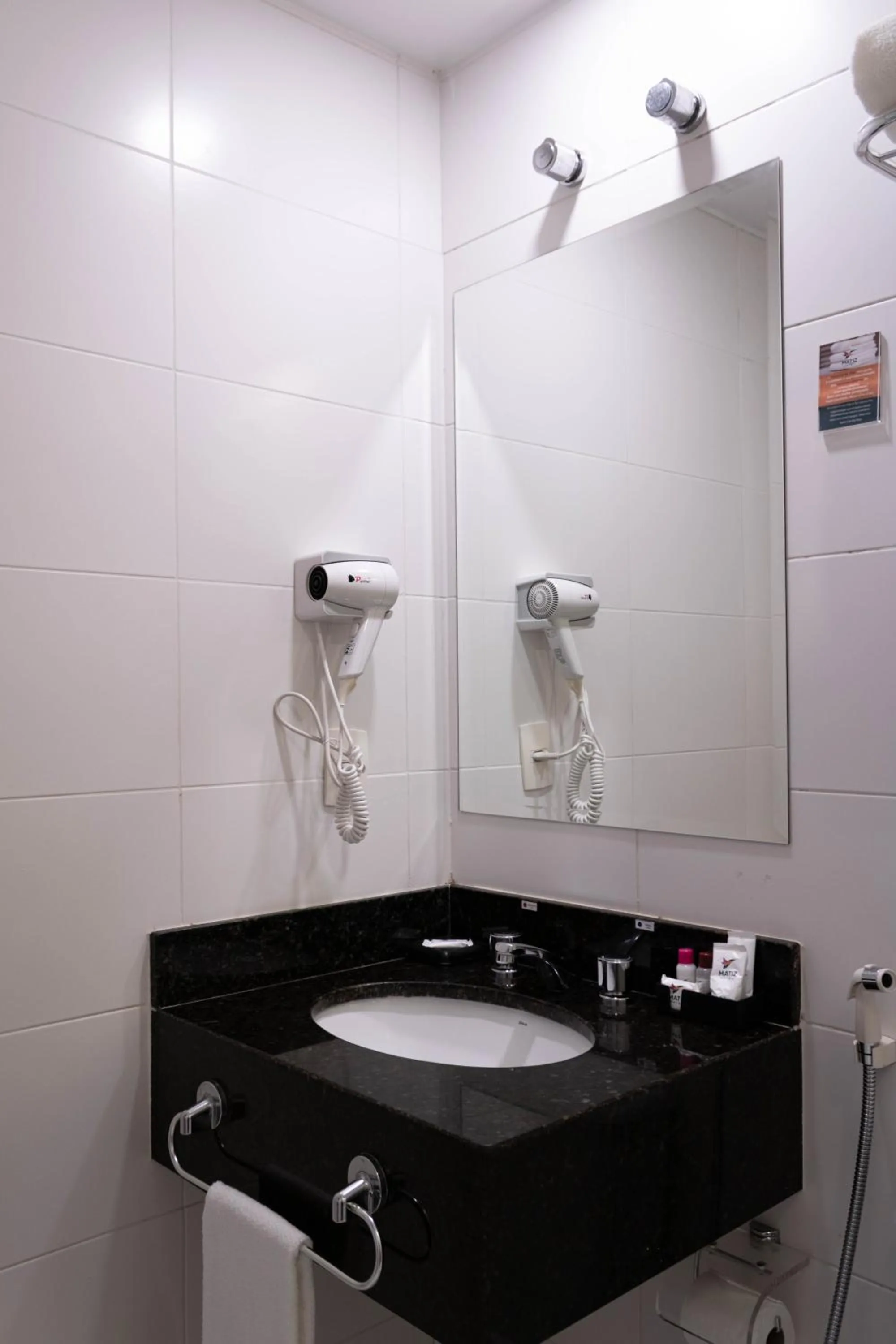 Bathroom in Matiz Manhattan