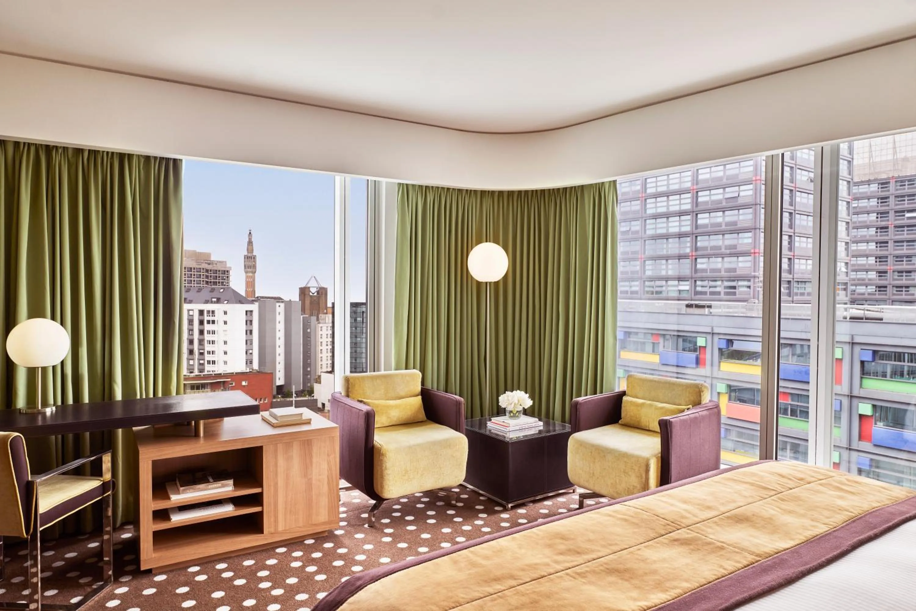 Bedroom, Bed in Hôtel Barrière Lille