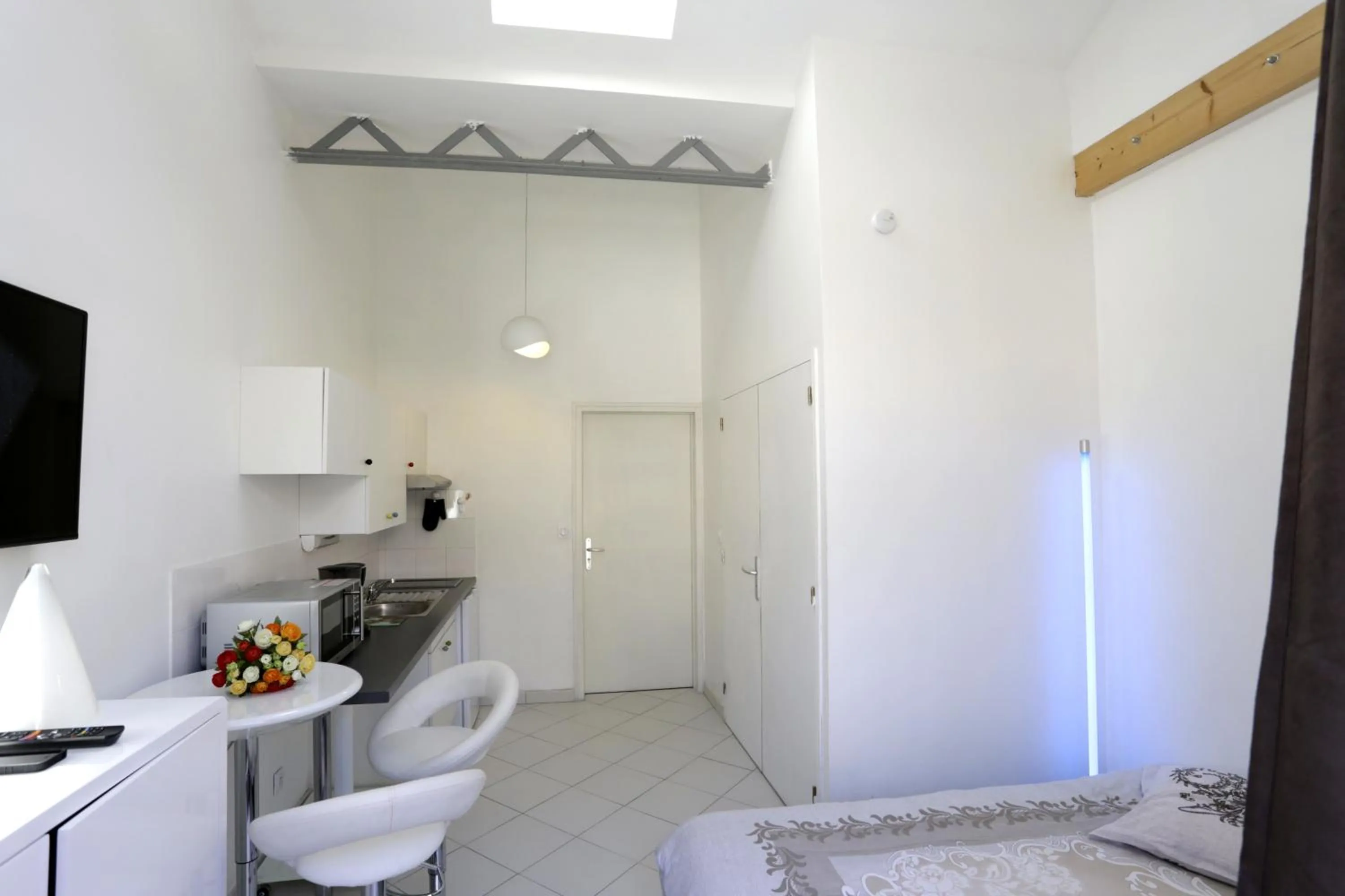 Bed in Les Bains Douches