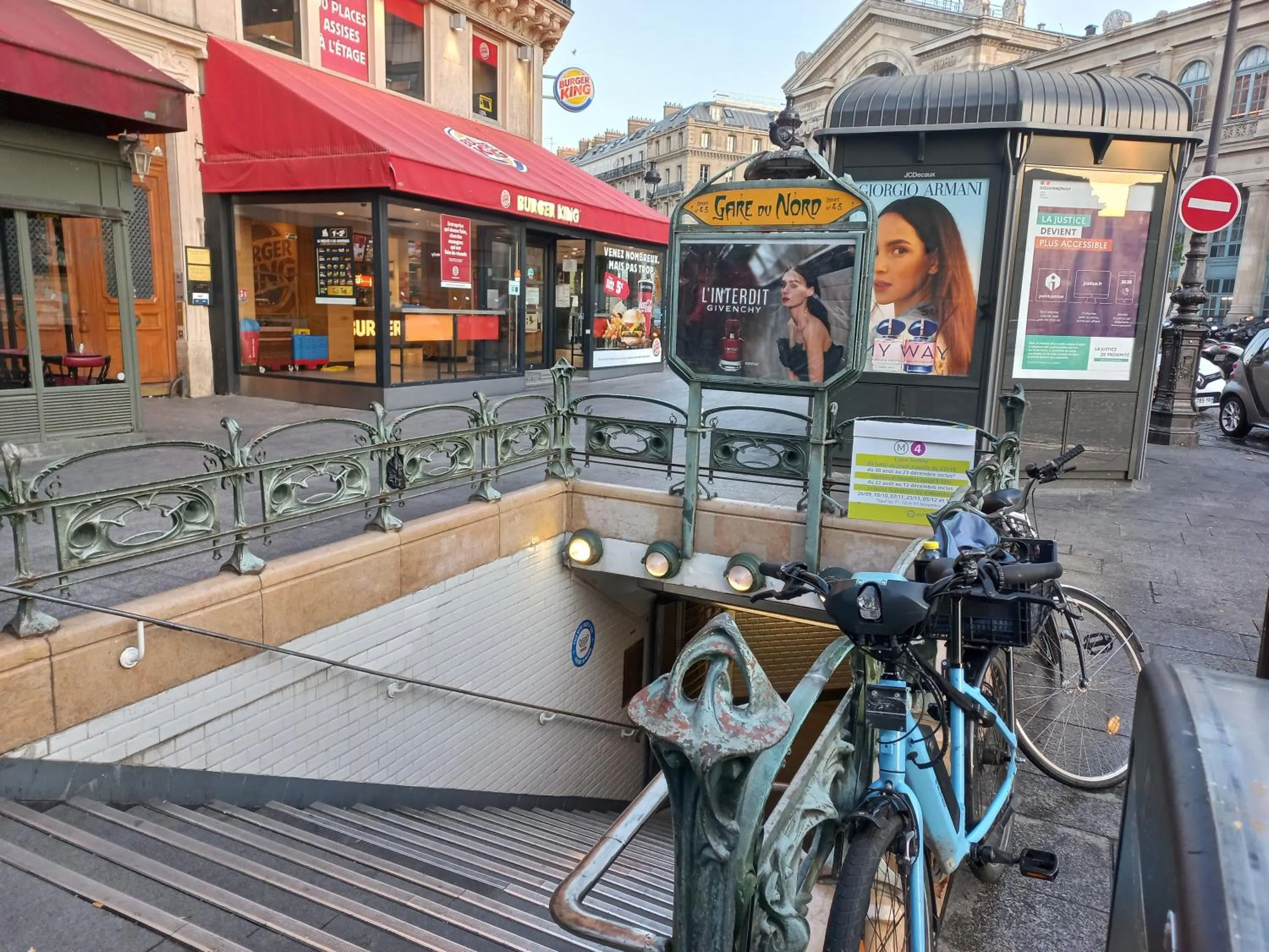 Neighbourhood in Hôtel Paris Nord