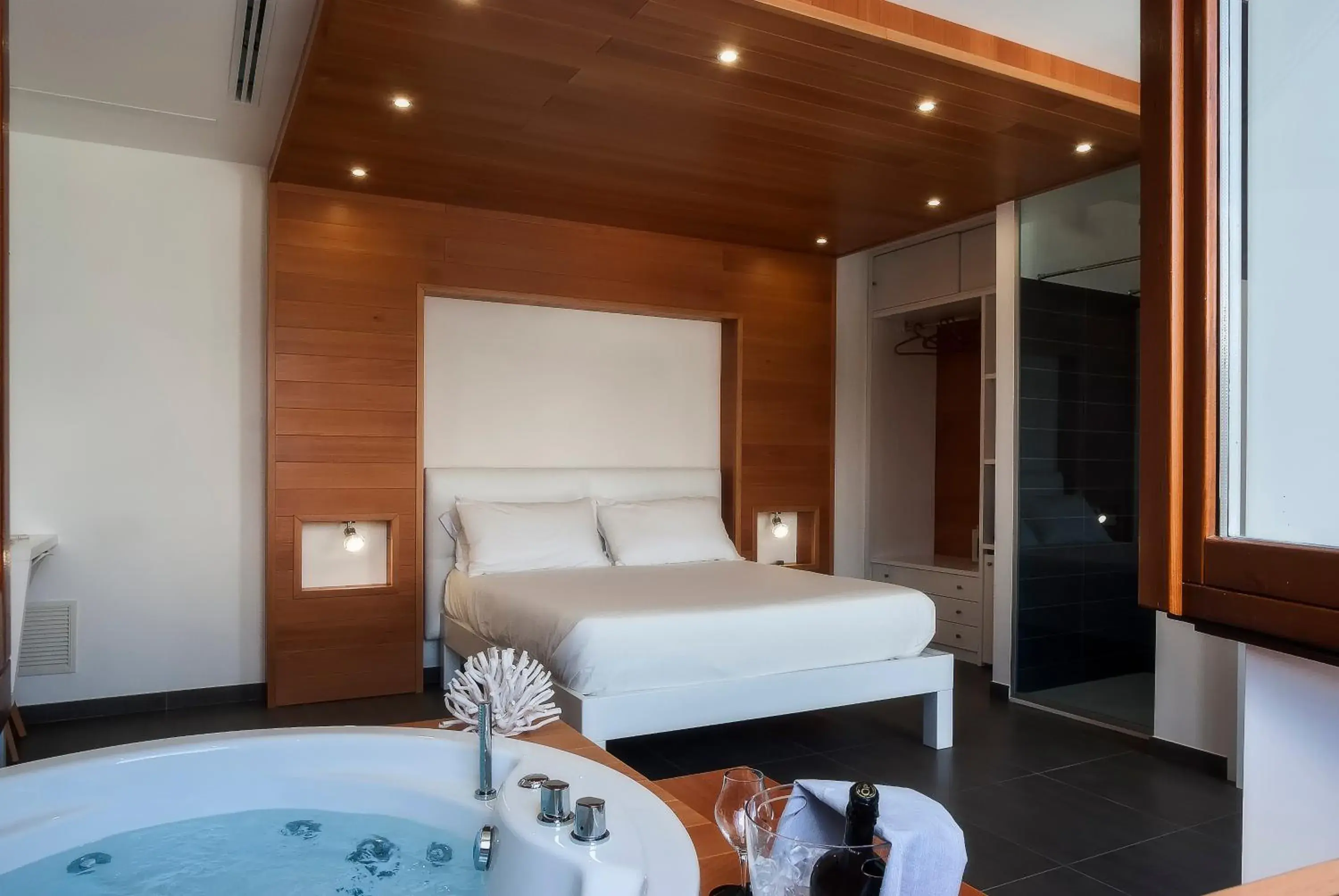 King Room with Spa Bath - single occupancy in La Sciabica King Room with Spa Bath - single occupancy in La Sciabica