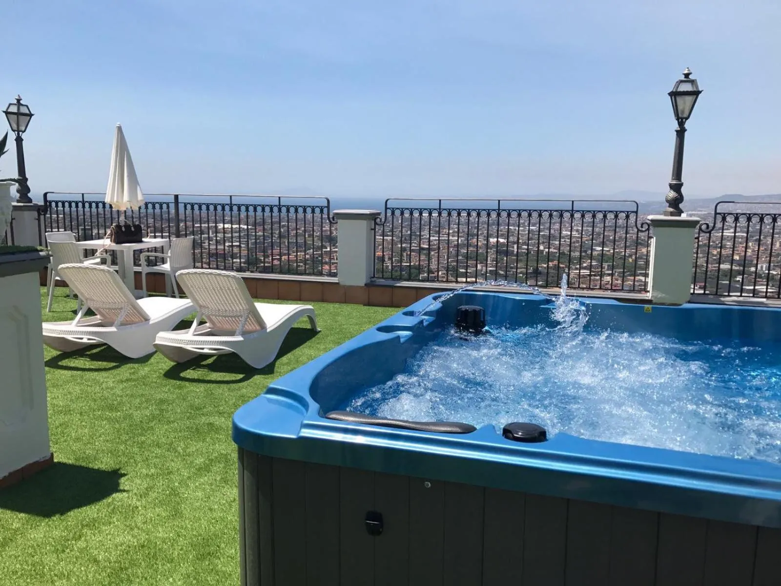 Spring in Villa Palmentiello