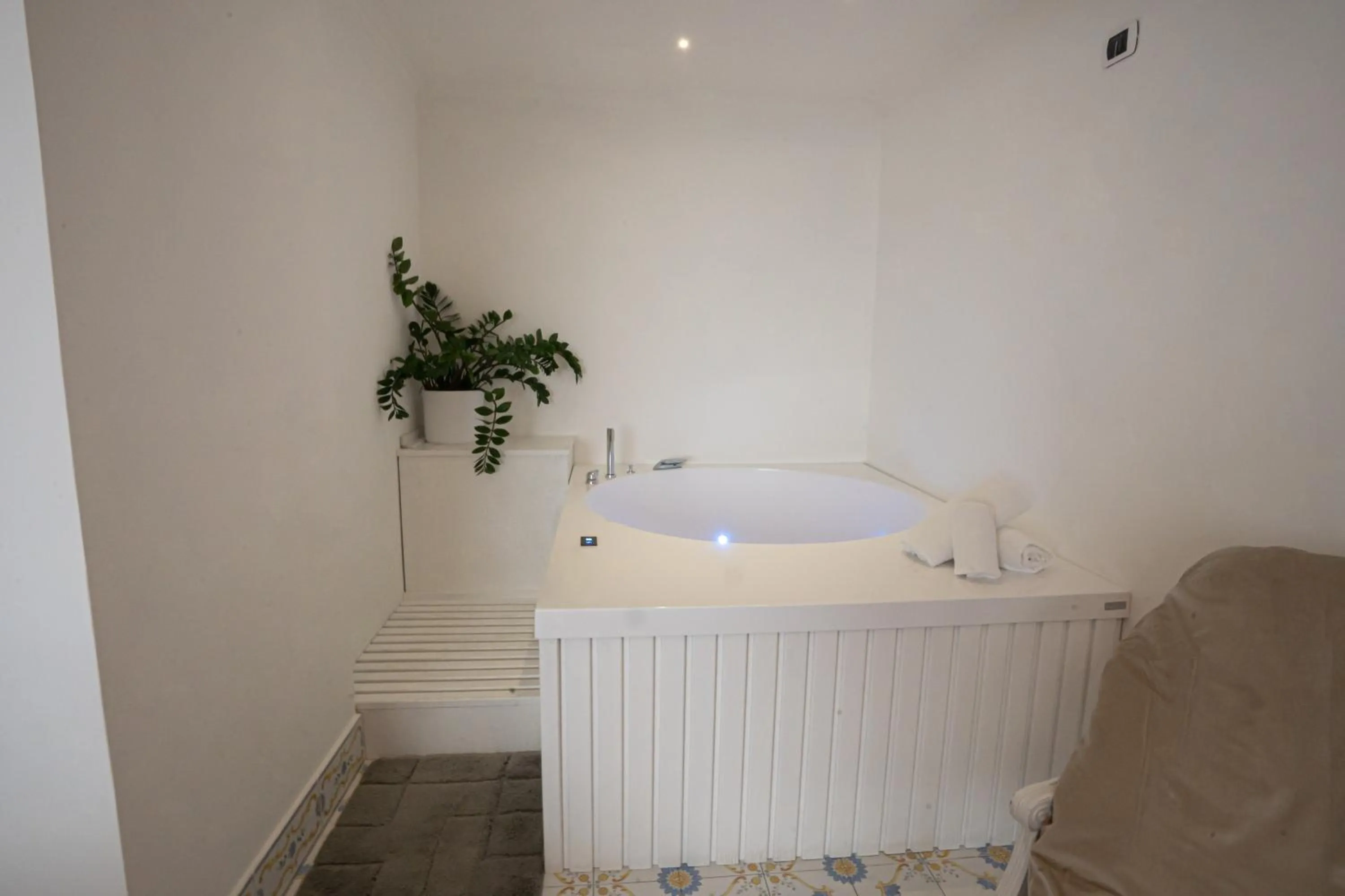 Hot Tub in Villa Palmentiello