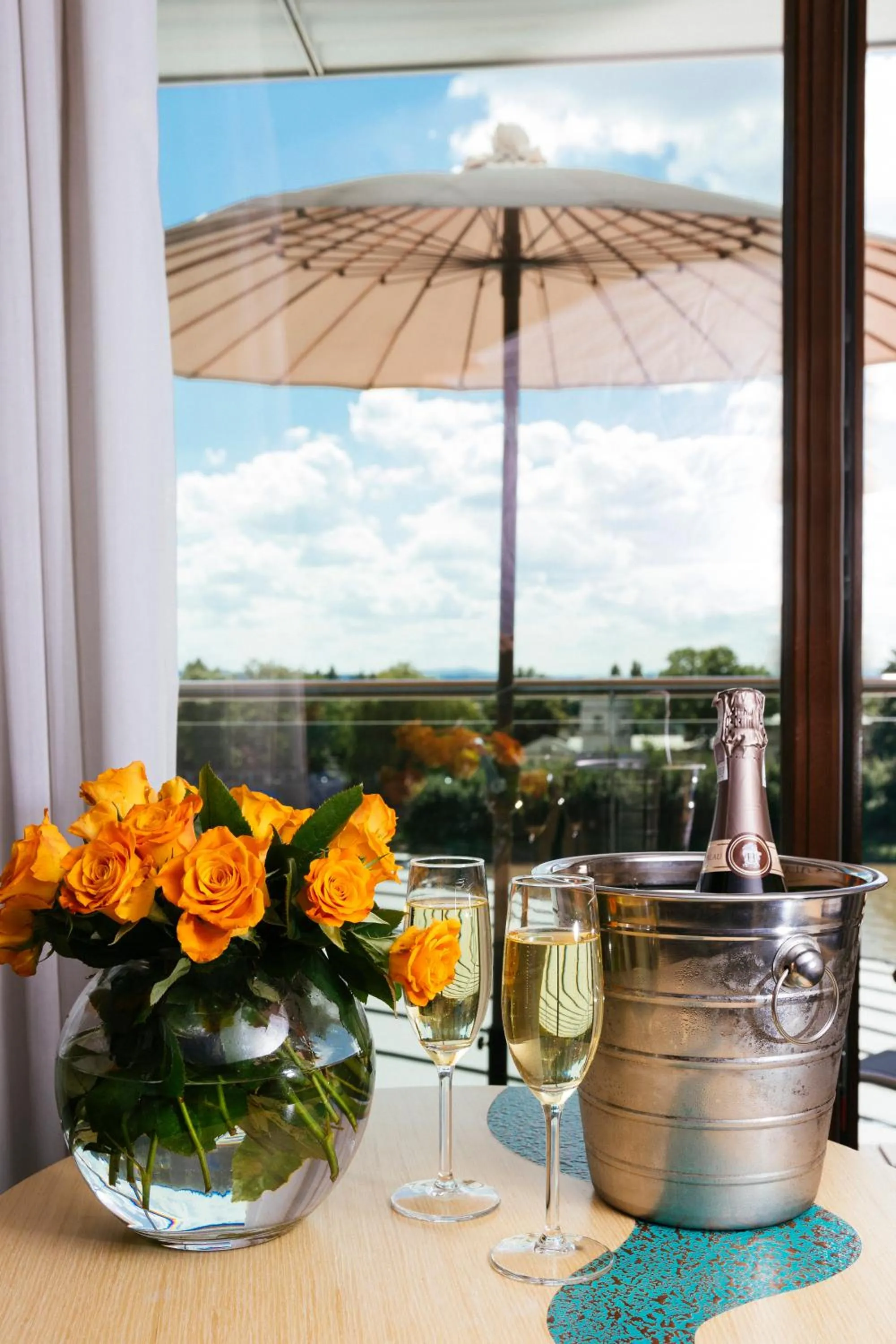 Restaurant/places to eat in Niebieski Art Hotel & Spa