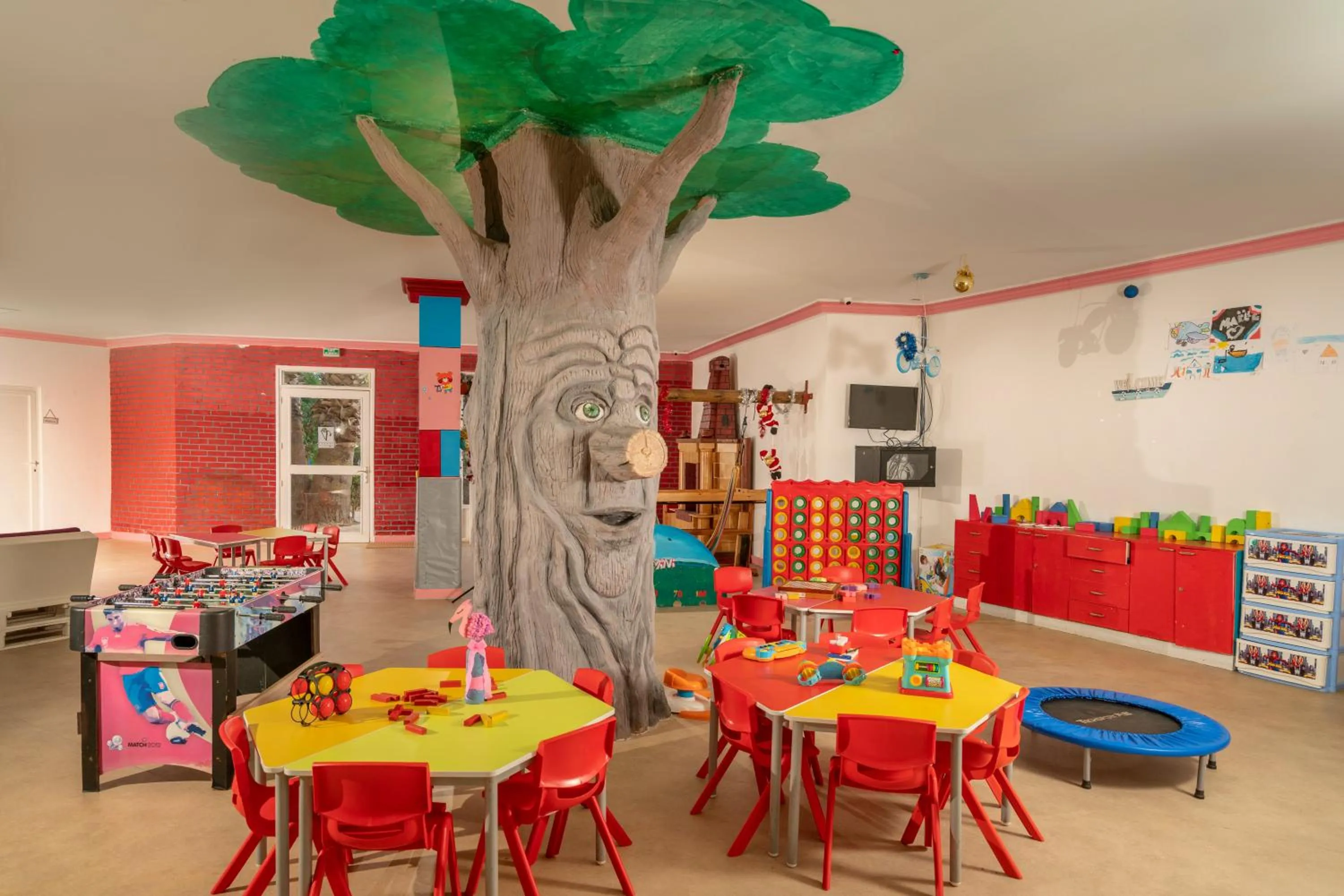 Kids's club in Vincci Marillia