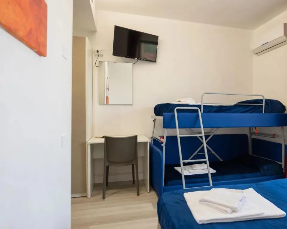 Bed in Hotel Club Clorinda nuova gestione 2024