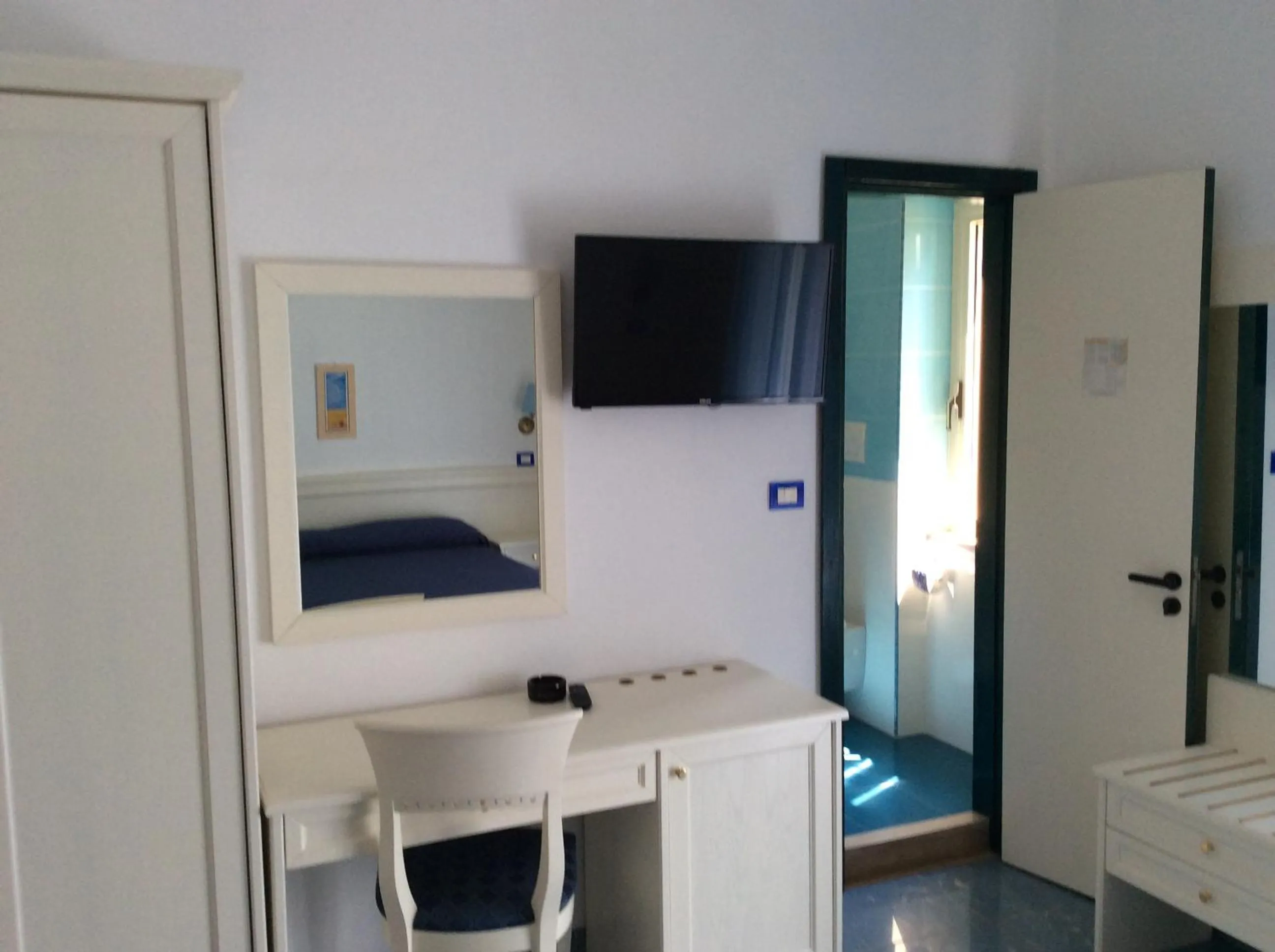 Photo of the whole room, Bed in Hotel Elisa - Spiaggia Privata Inclusa
