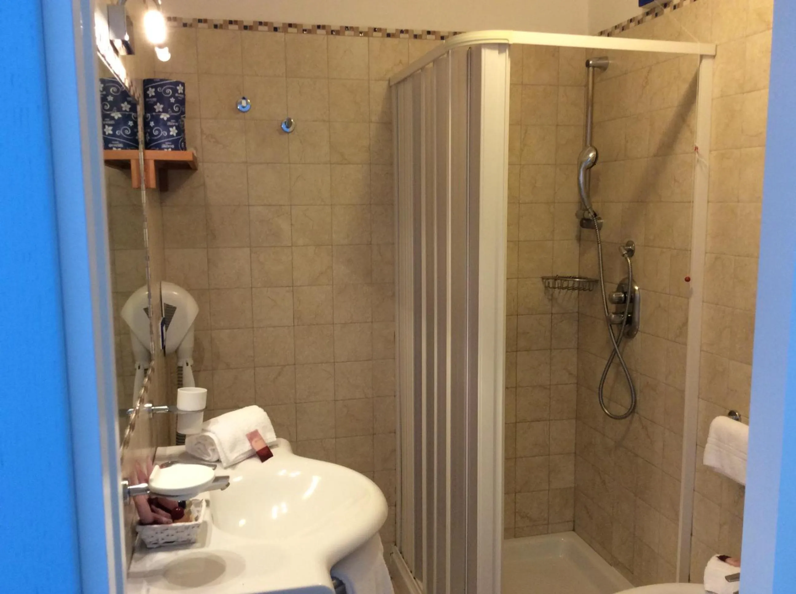 Bathroom in Hotel Elisa - Spiaggia Privata Inclusa