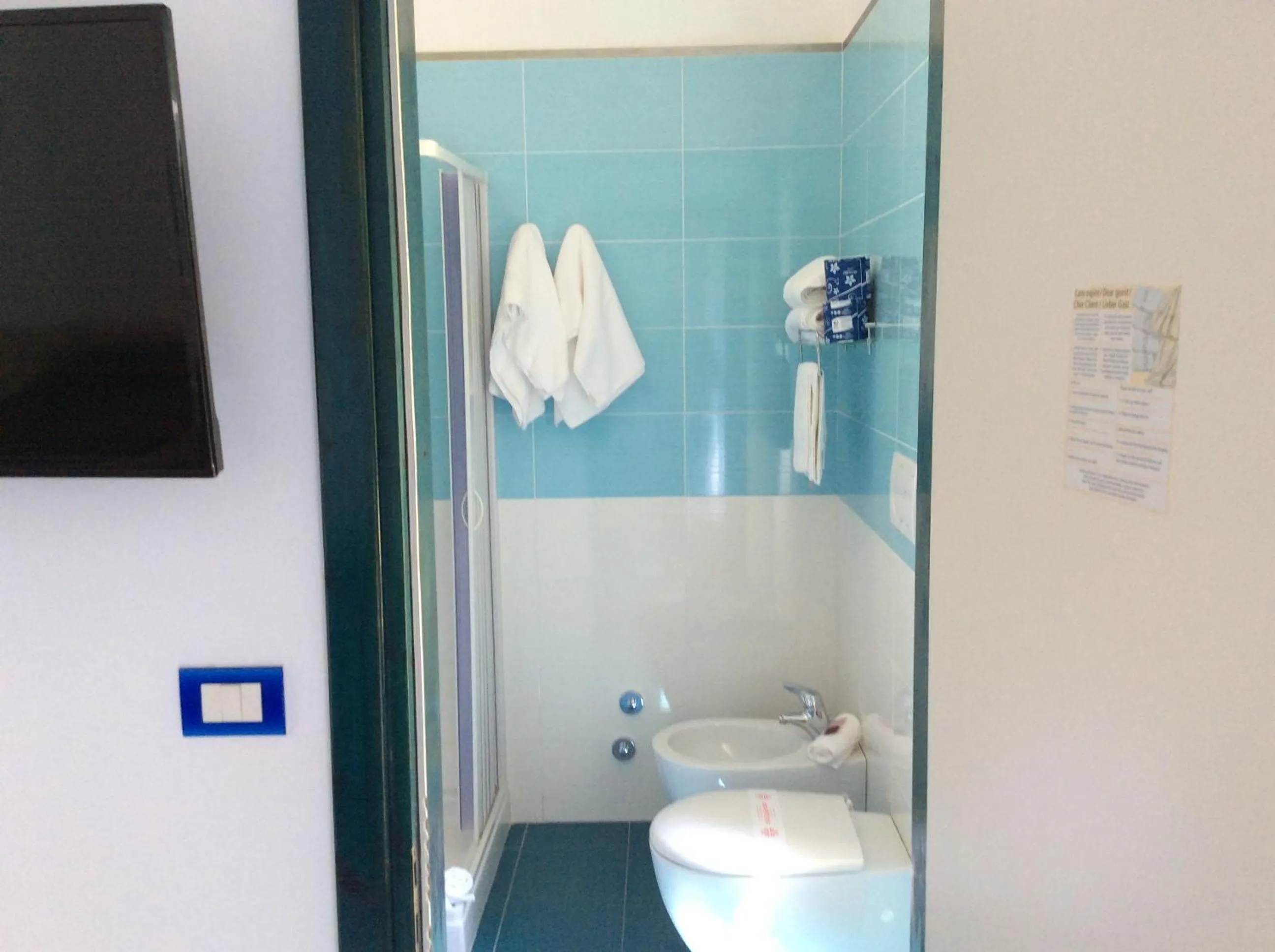 Bathroom in Hotel Elisa - Spiaggia Privata Inclusa