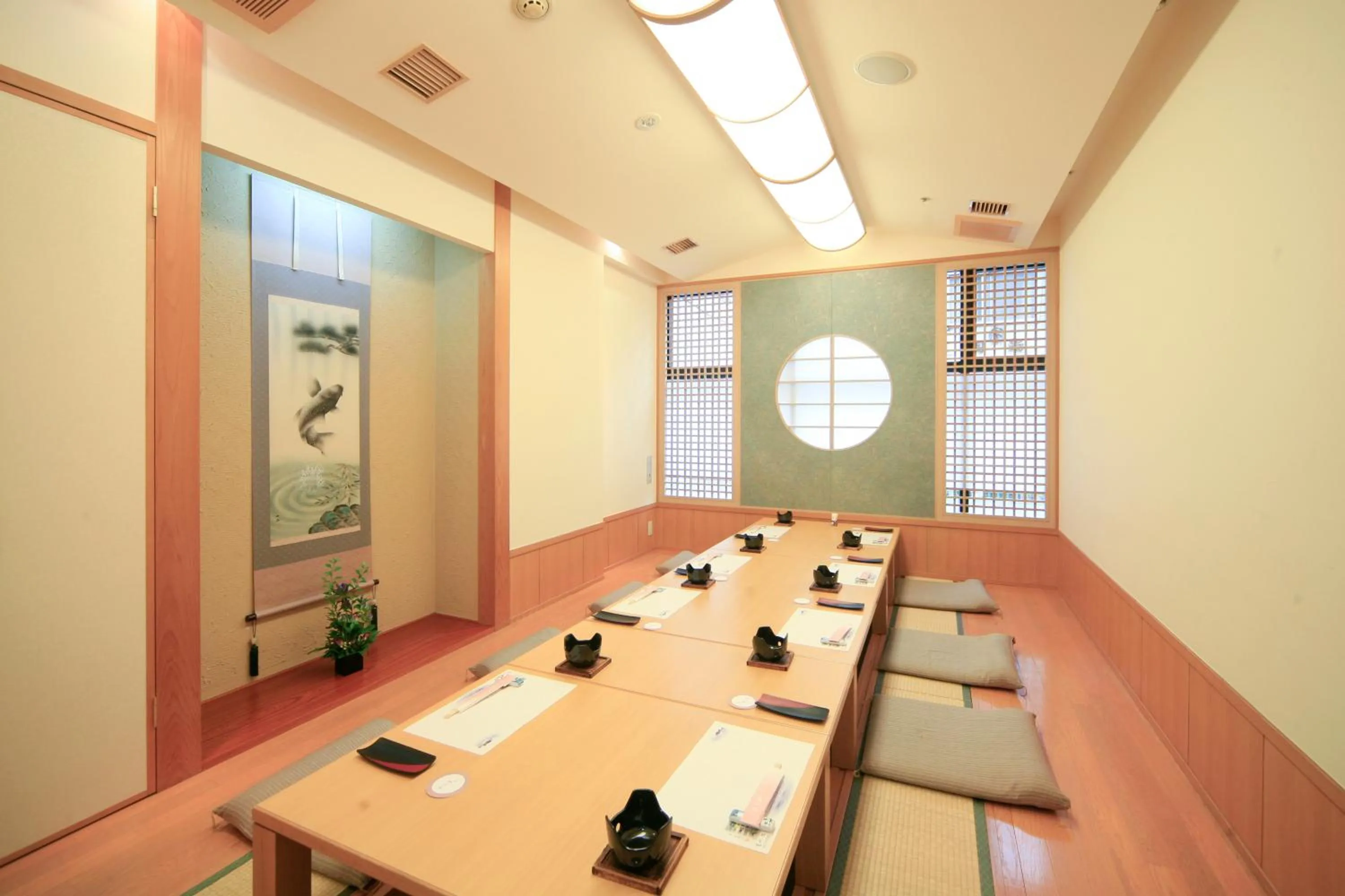 Restaurant/places to eat in Via Inn Hiroshima Kanayamacho