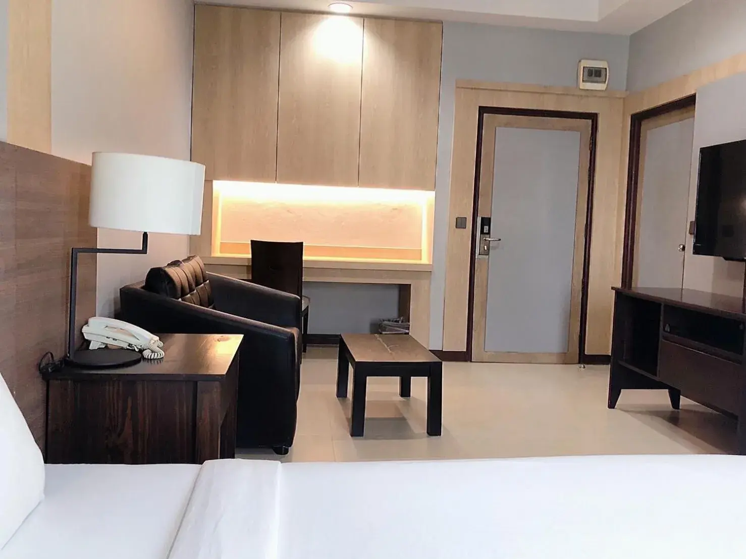 Photo of the whole room in J Park Hotel - SHA Extra Plus Photo of the whole room in J Park Hotel - SHA Extra Plus
