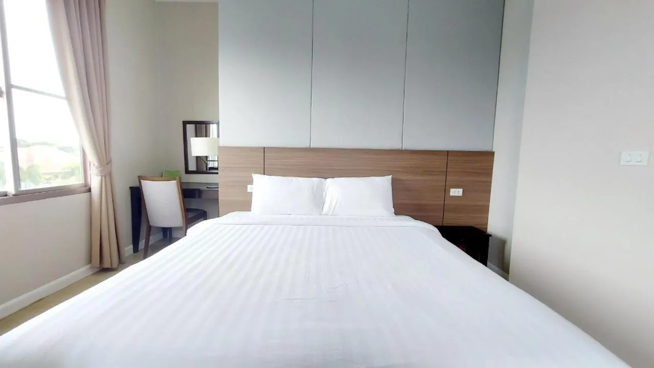 Bed in J Park Hotel - SHA Extra Plus