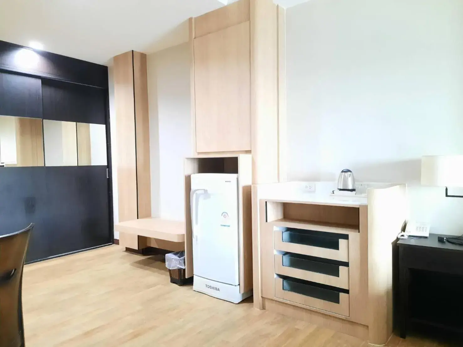 Property building in J Park Hotel - SHA Extra Plus Property building in J Park Hotel - SHA Extra Plus