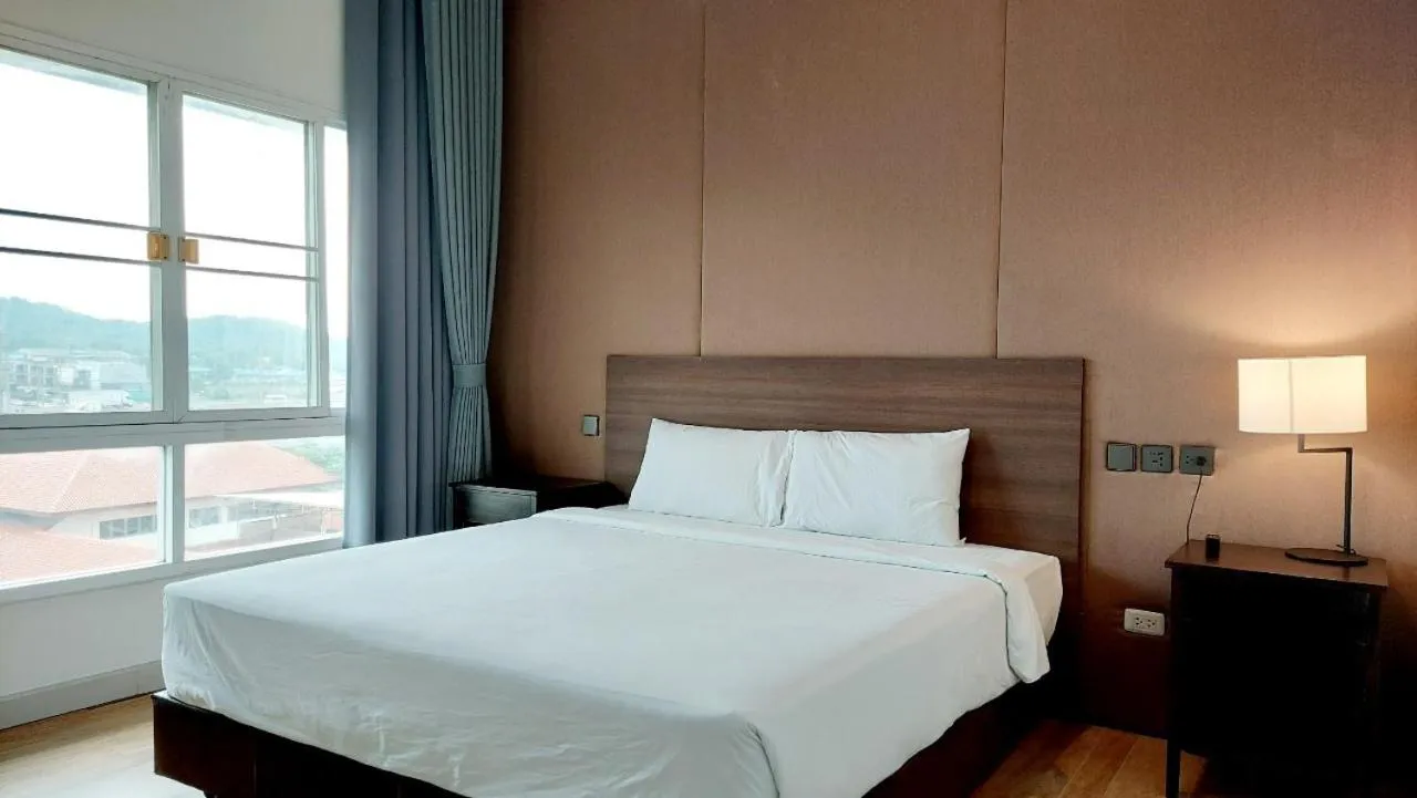 Bed in J Park Hotel - SHA Extra Plus