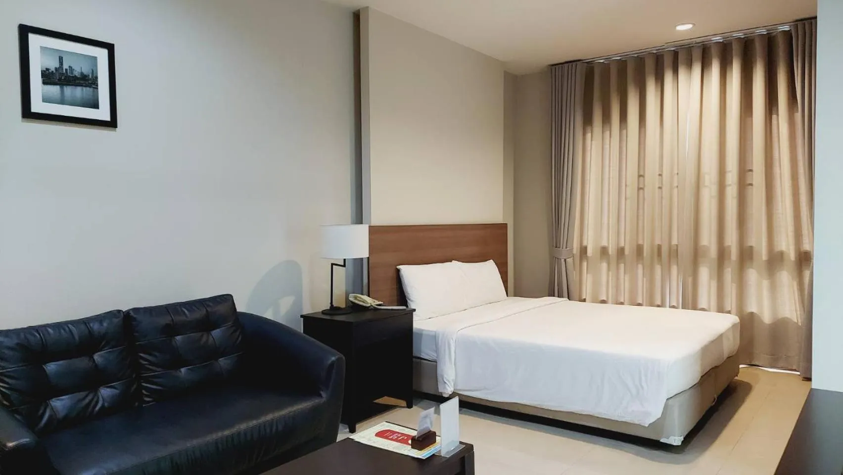 Bed in J Park Hotel - SHA Extra Plus