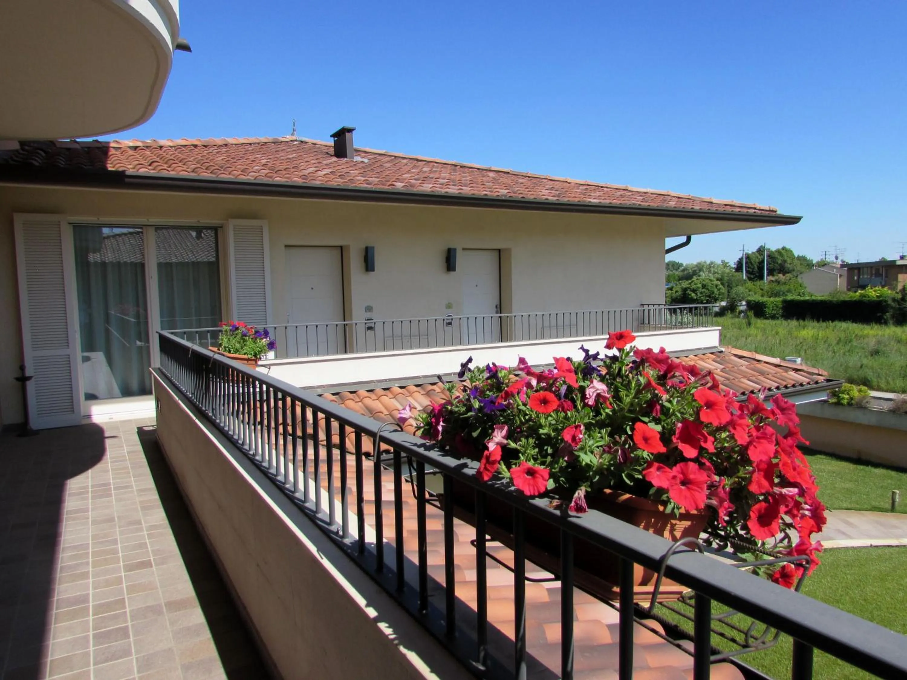 Day in Hotel Dante Residence