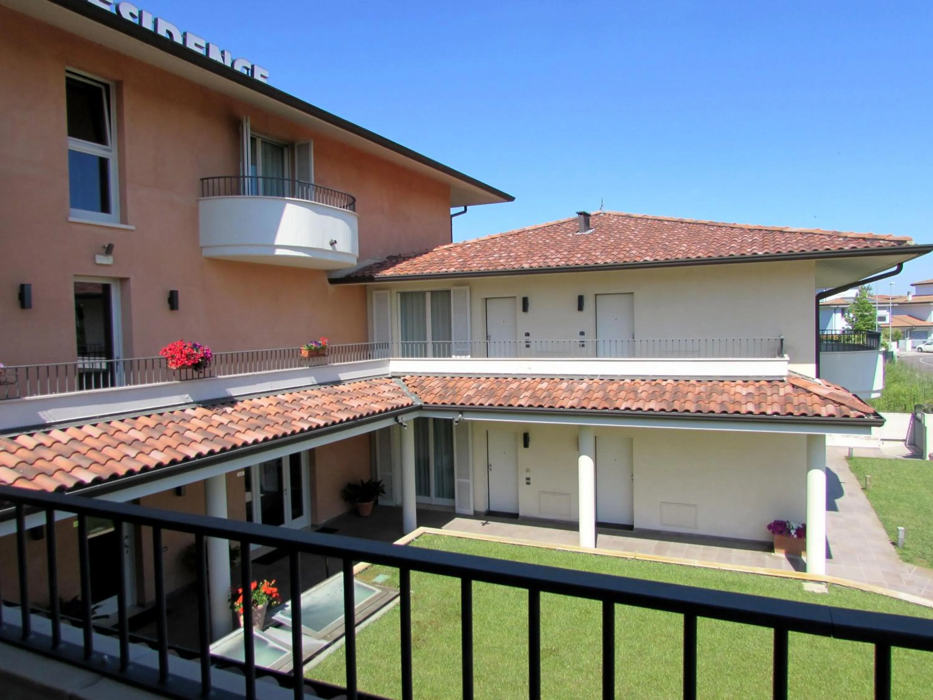 Property building in Hotel Dante Residence