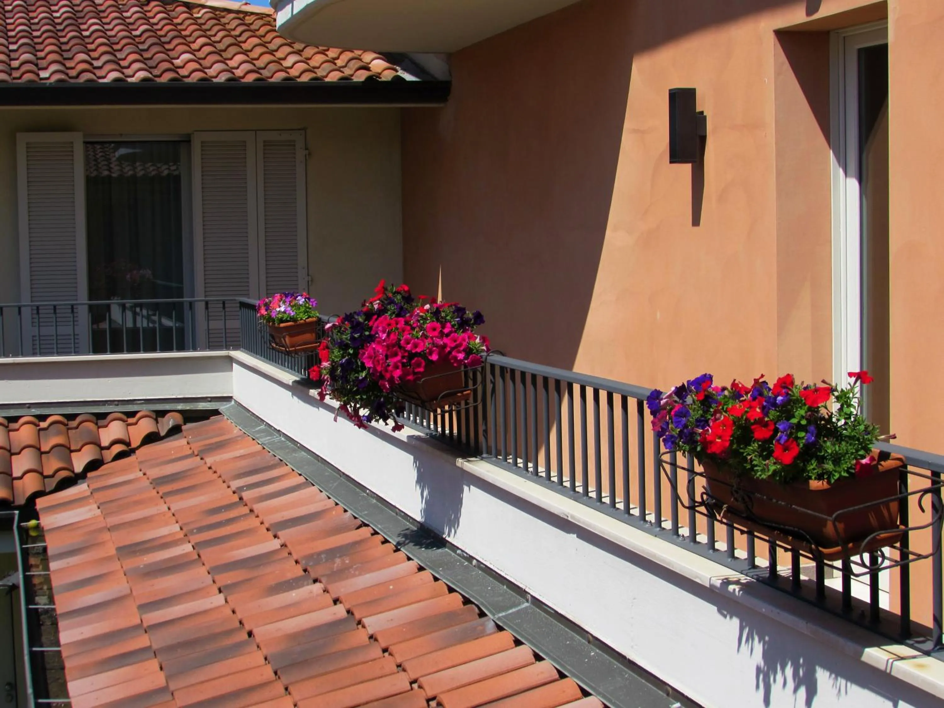 Day in Hotel Dante Residence