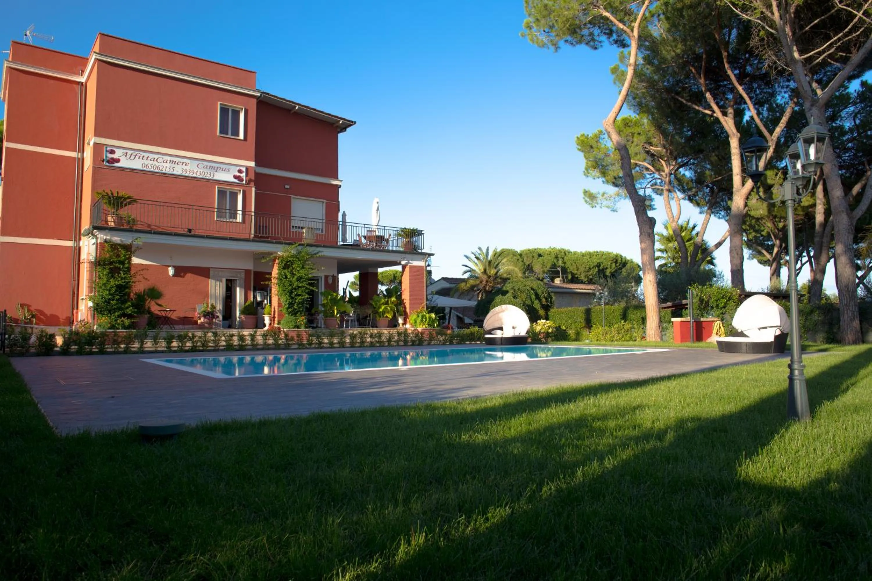 Swimming pool in Residenza Campus Roma