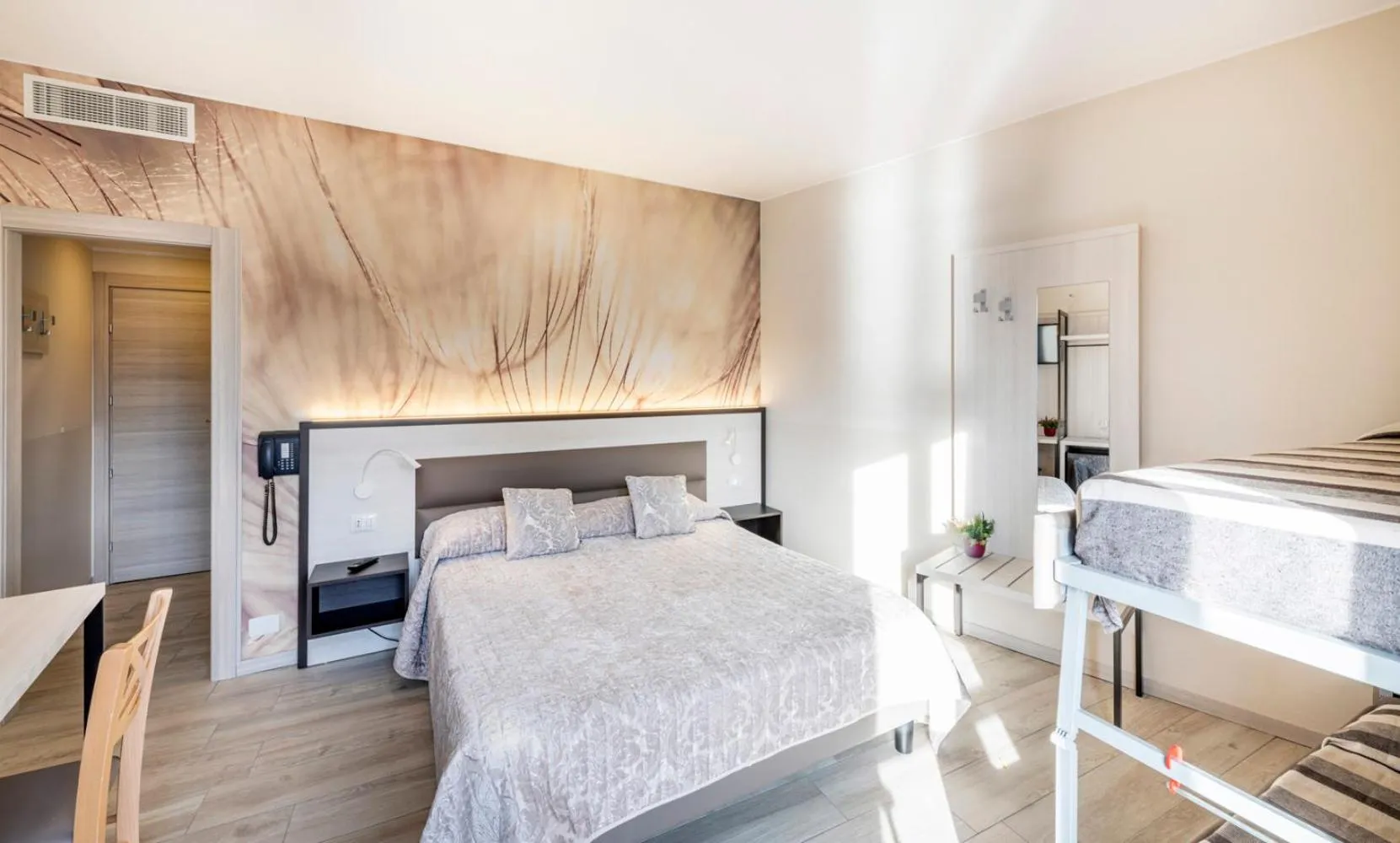 Bed in Hotel Argegno