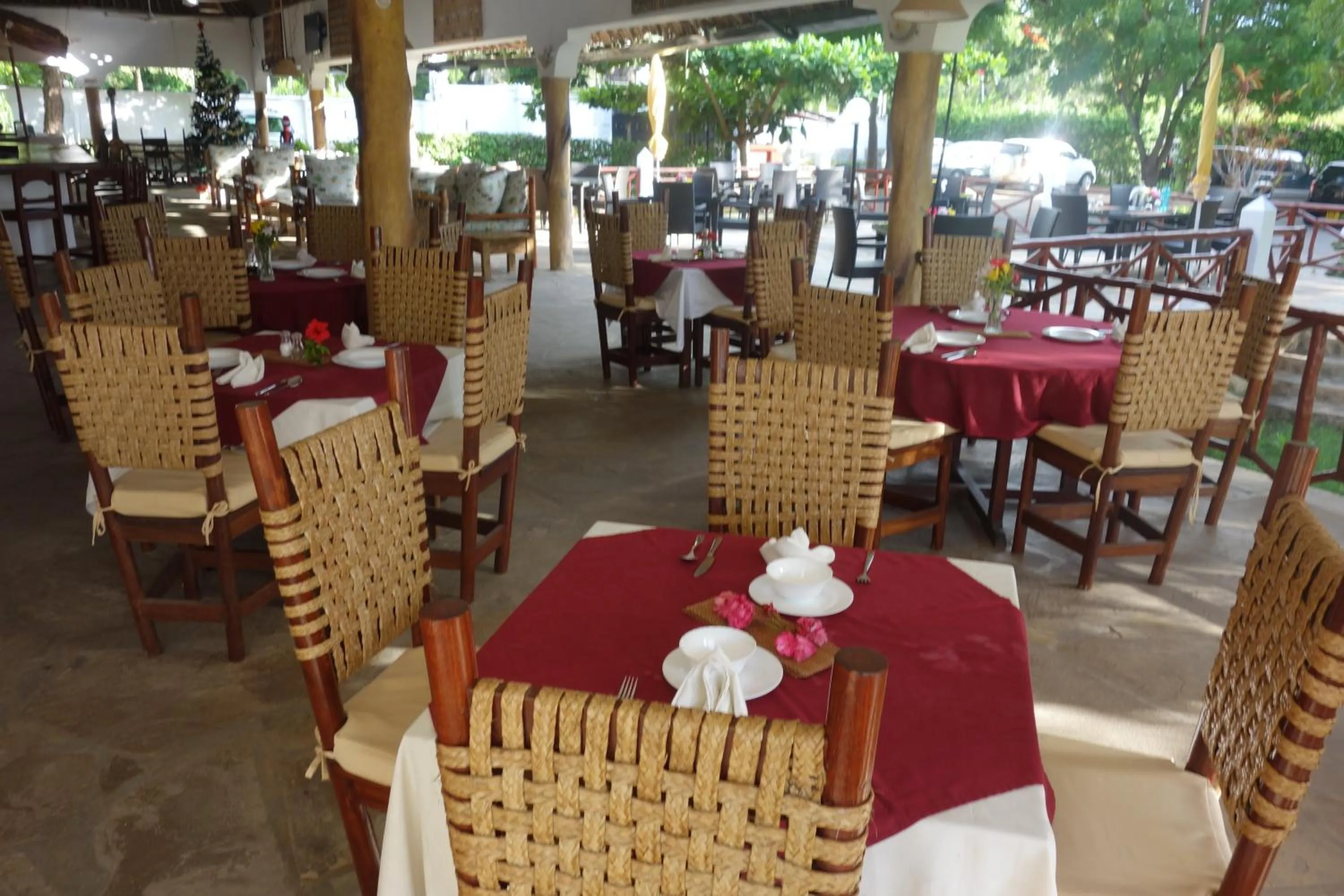 Restaurant/places to eat in Morning Star Diani