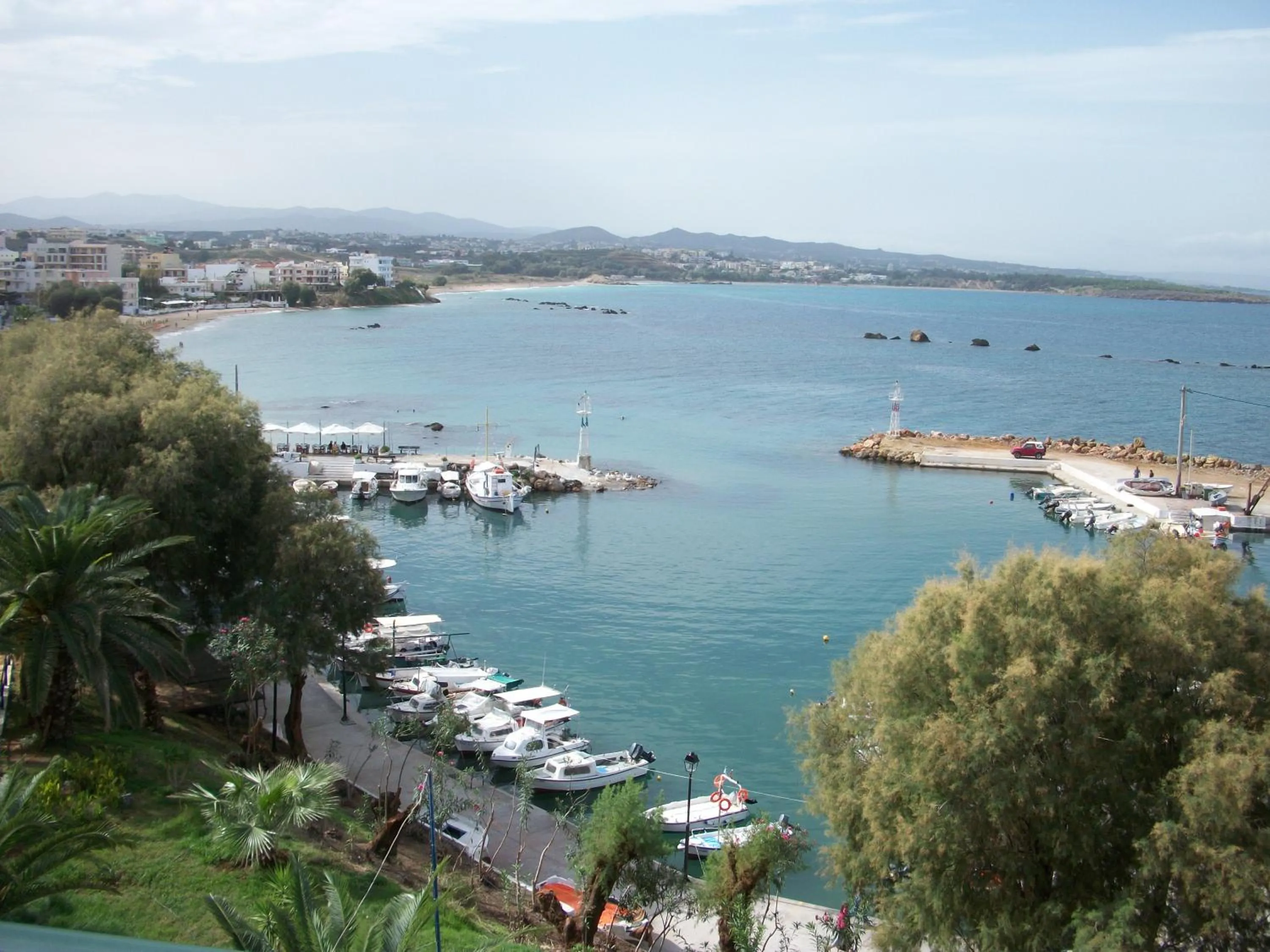 Day in Arocaria Apartments