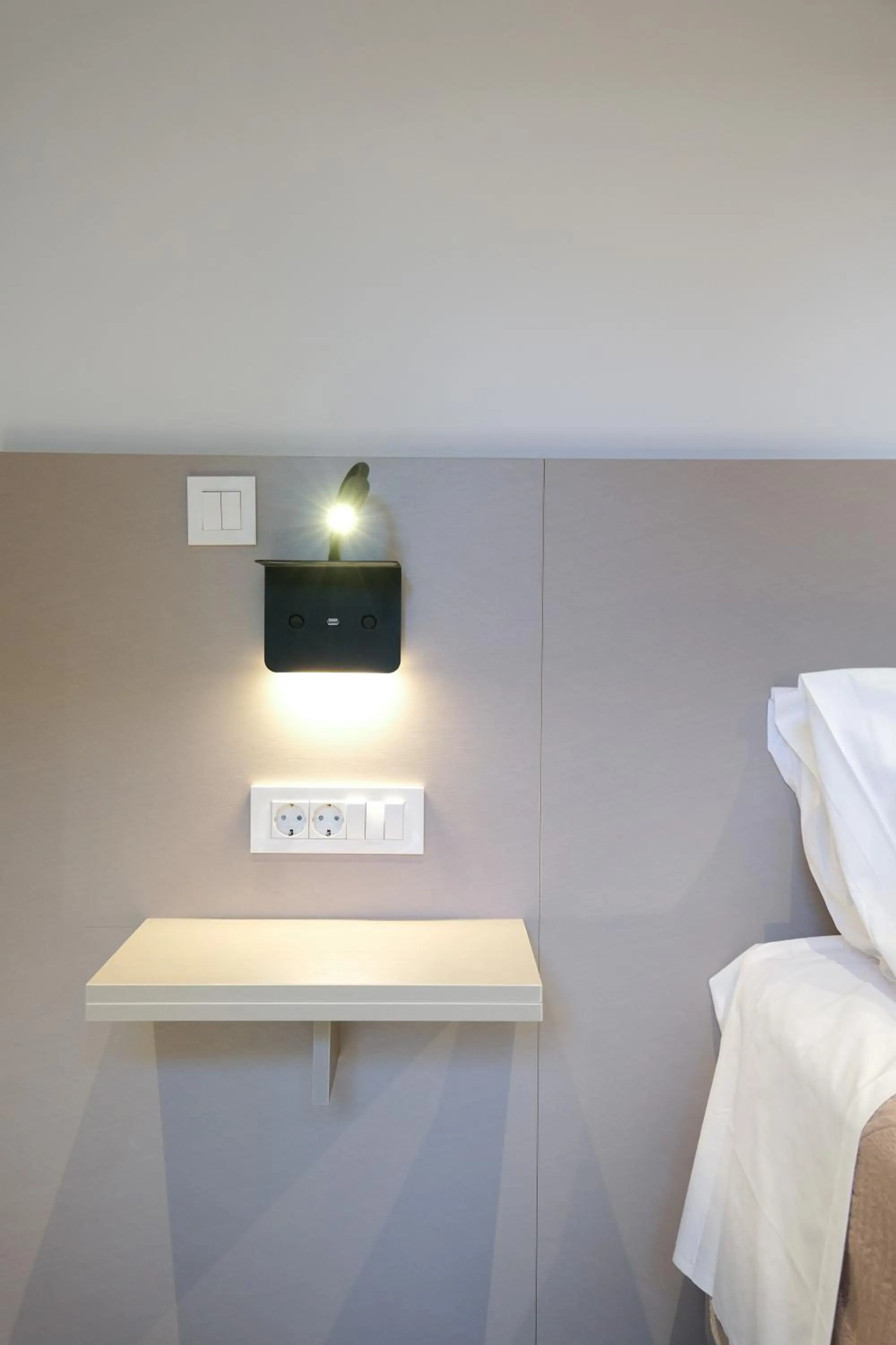 Bed in Arocaria Apartments