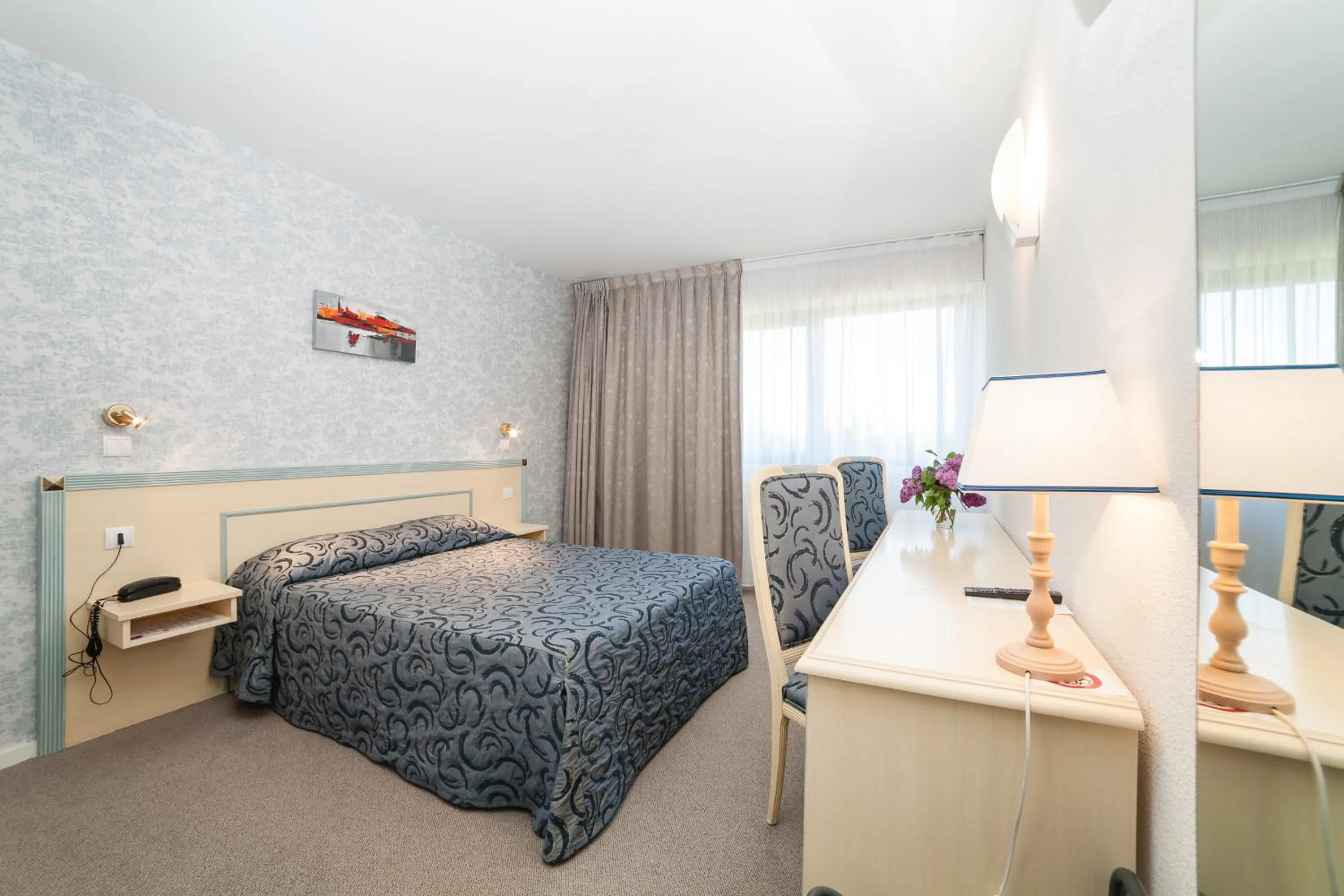 Patio in Hôtel Restaurant du Château