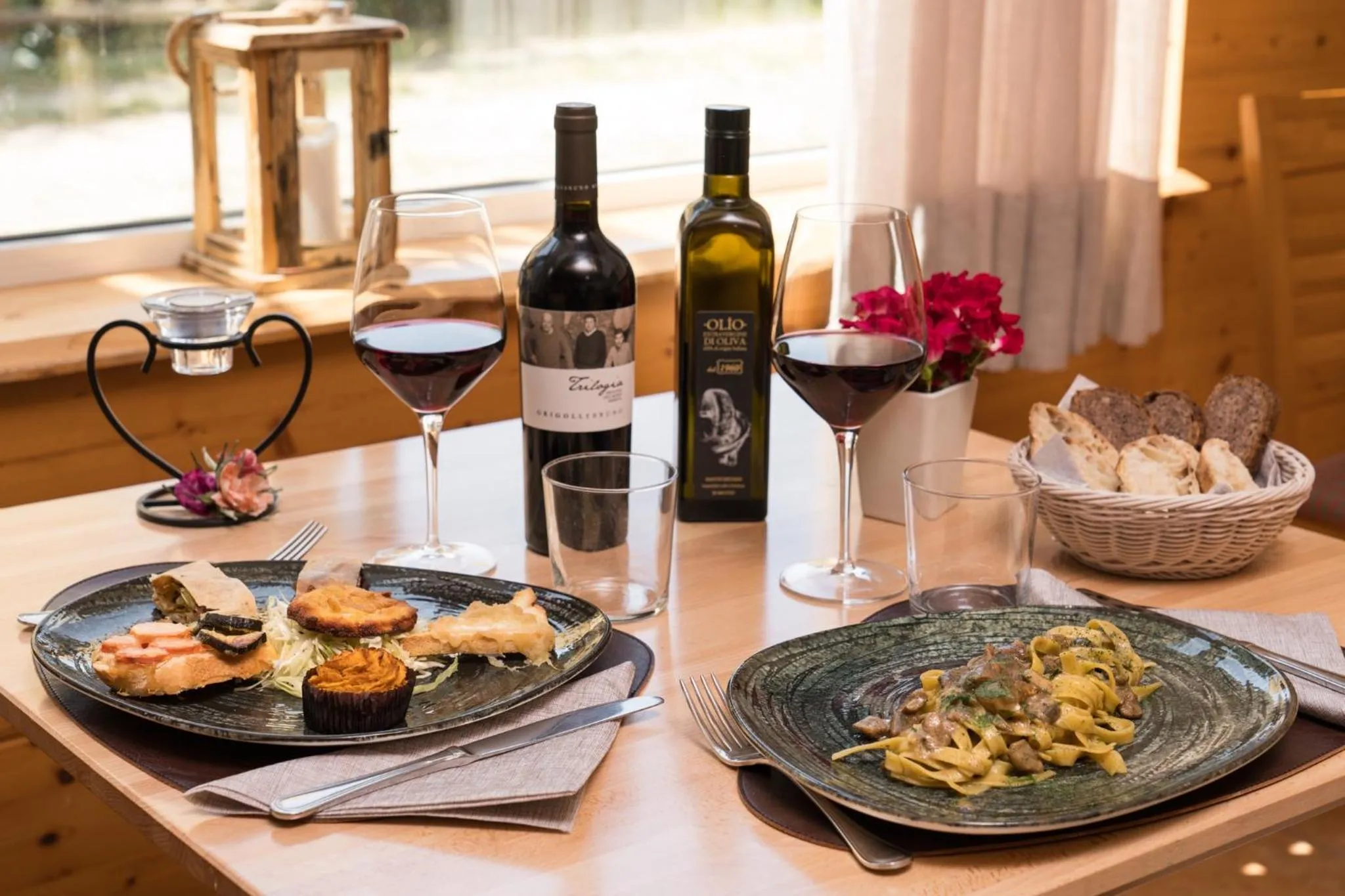 Restaurant/places to eat in Hotel Martinelli