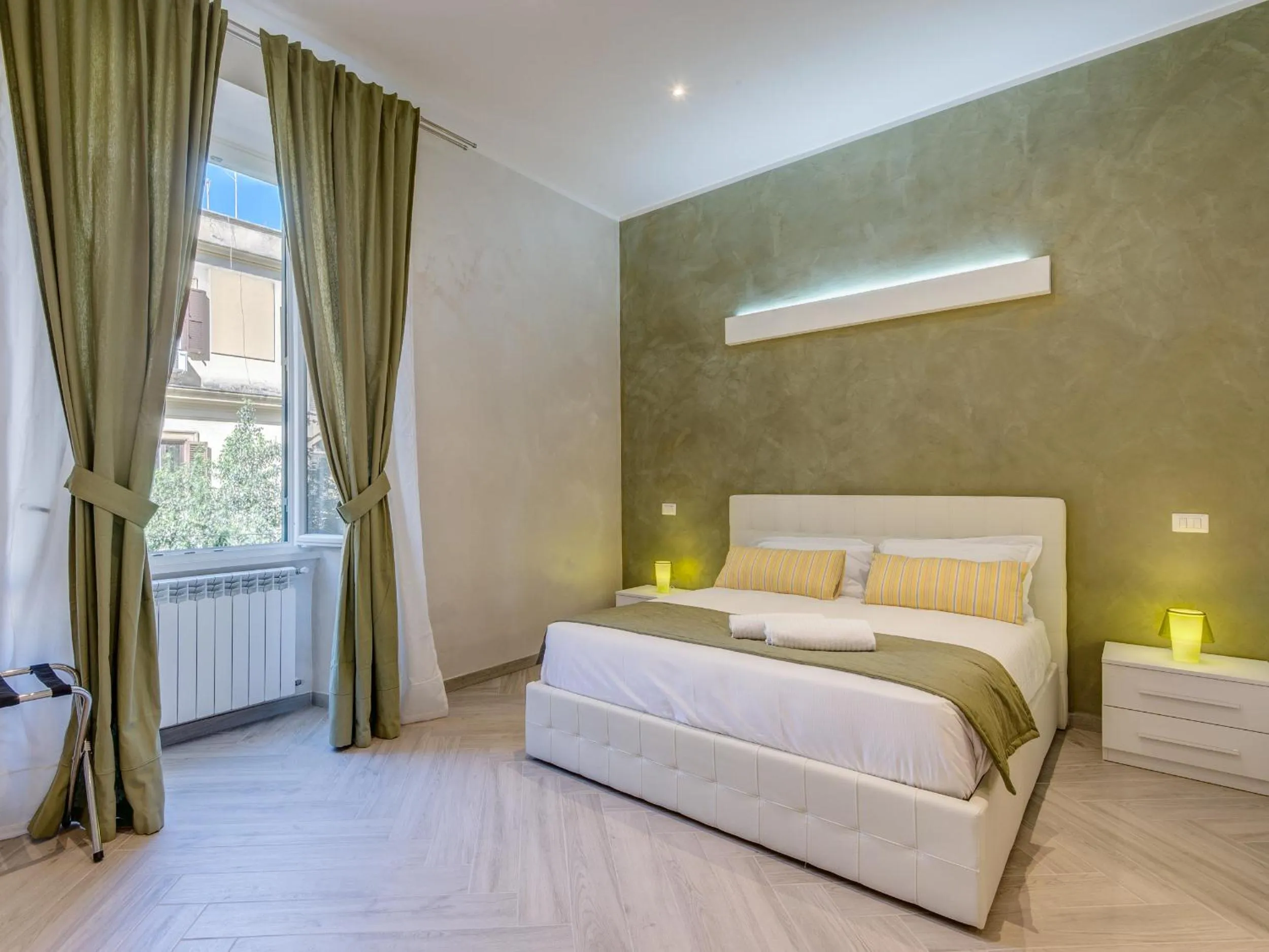 Bedroom, Bed in Penta Luxury House