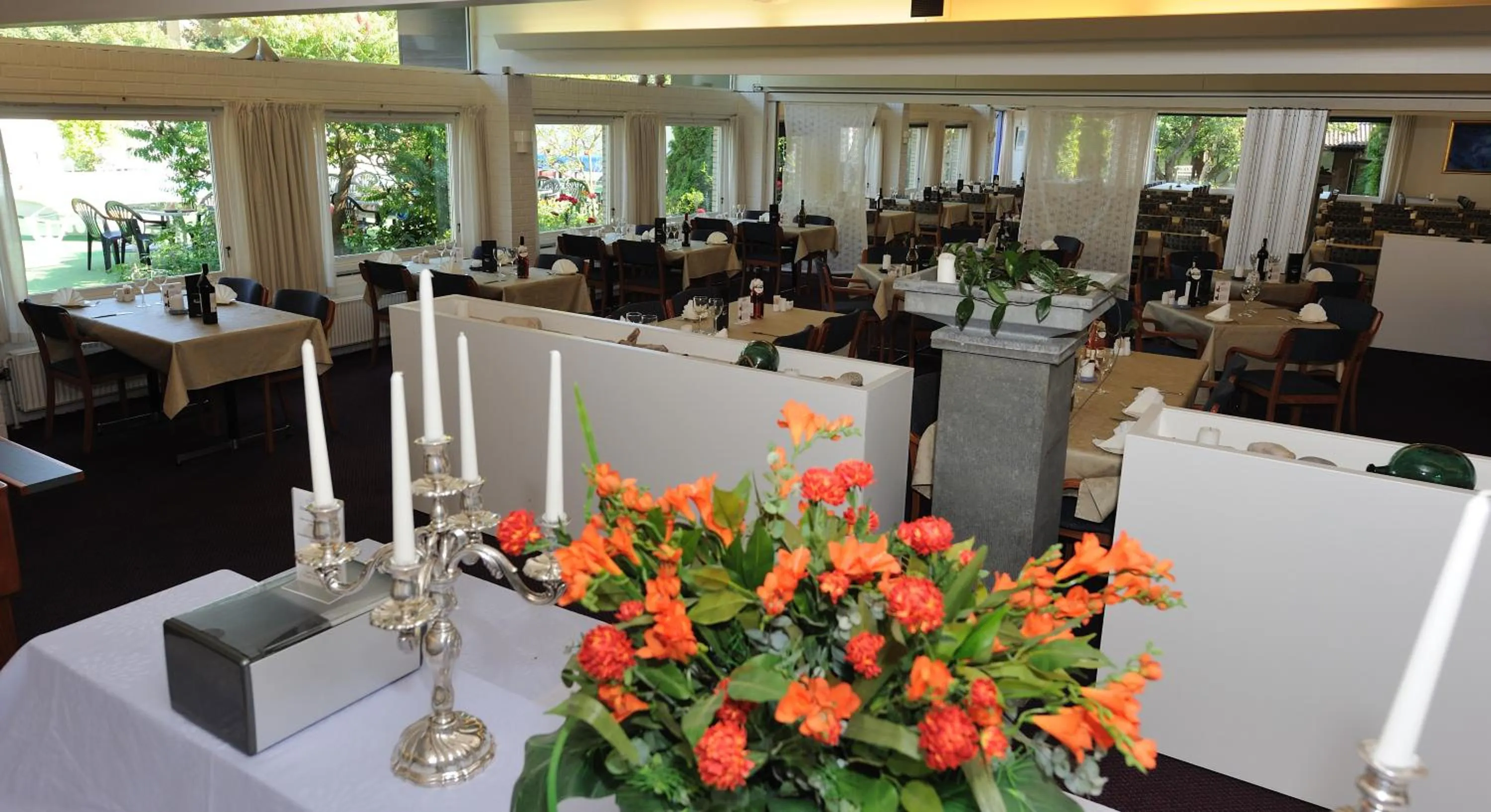 Restaurant/places to eat in Hotel Balka Strand