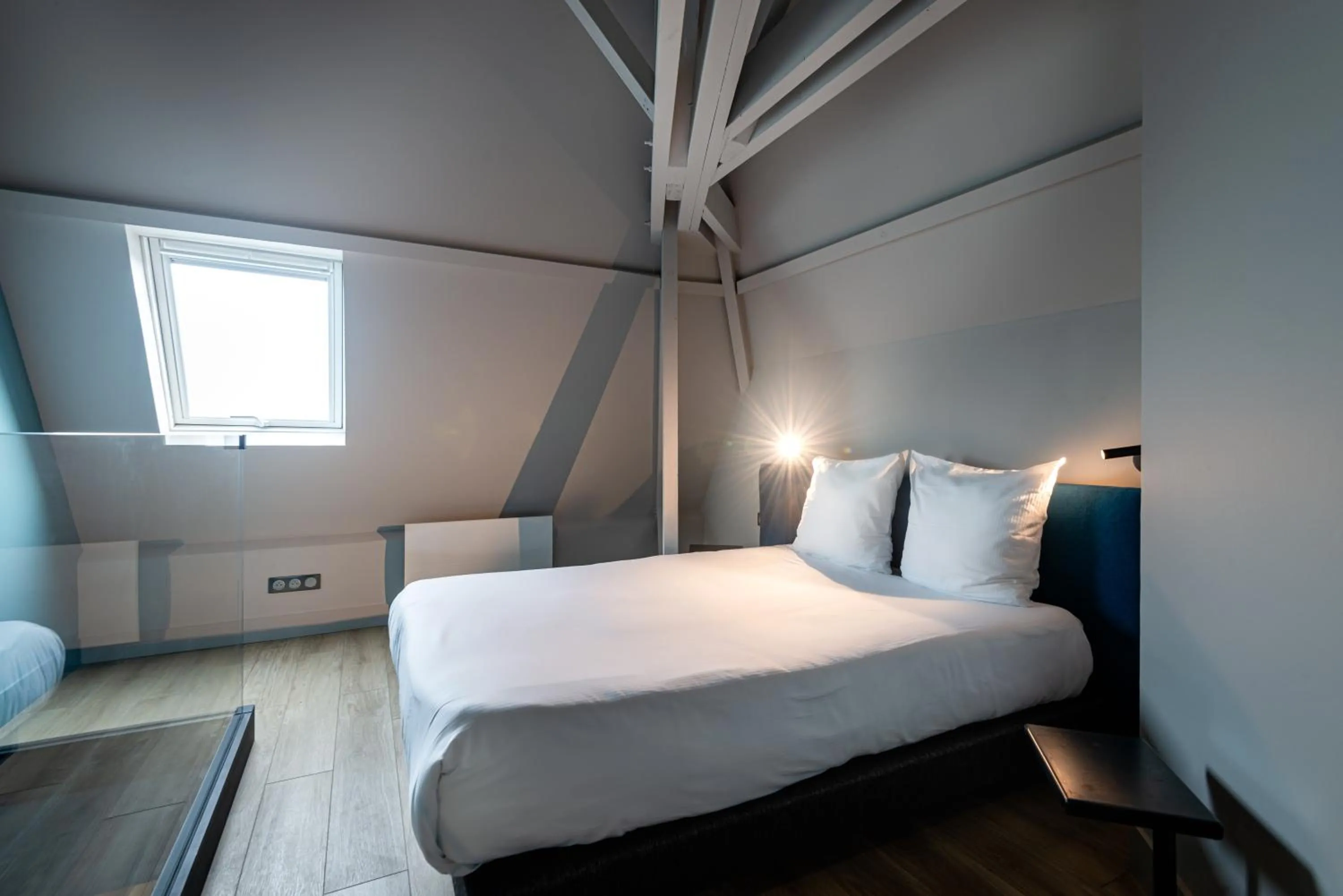 Bed in Hôtel de la Cité