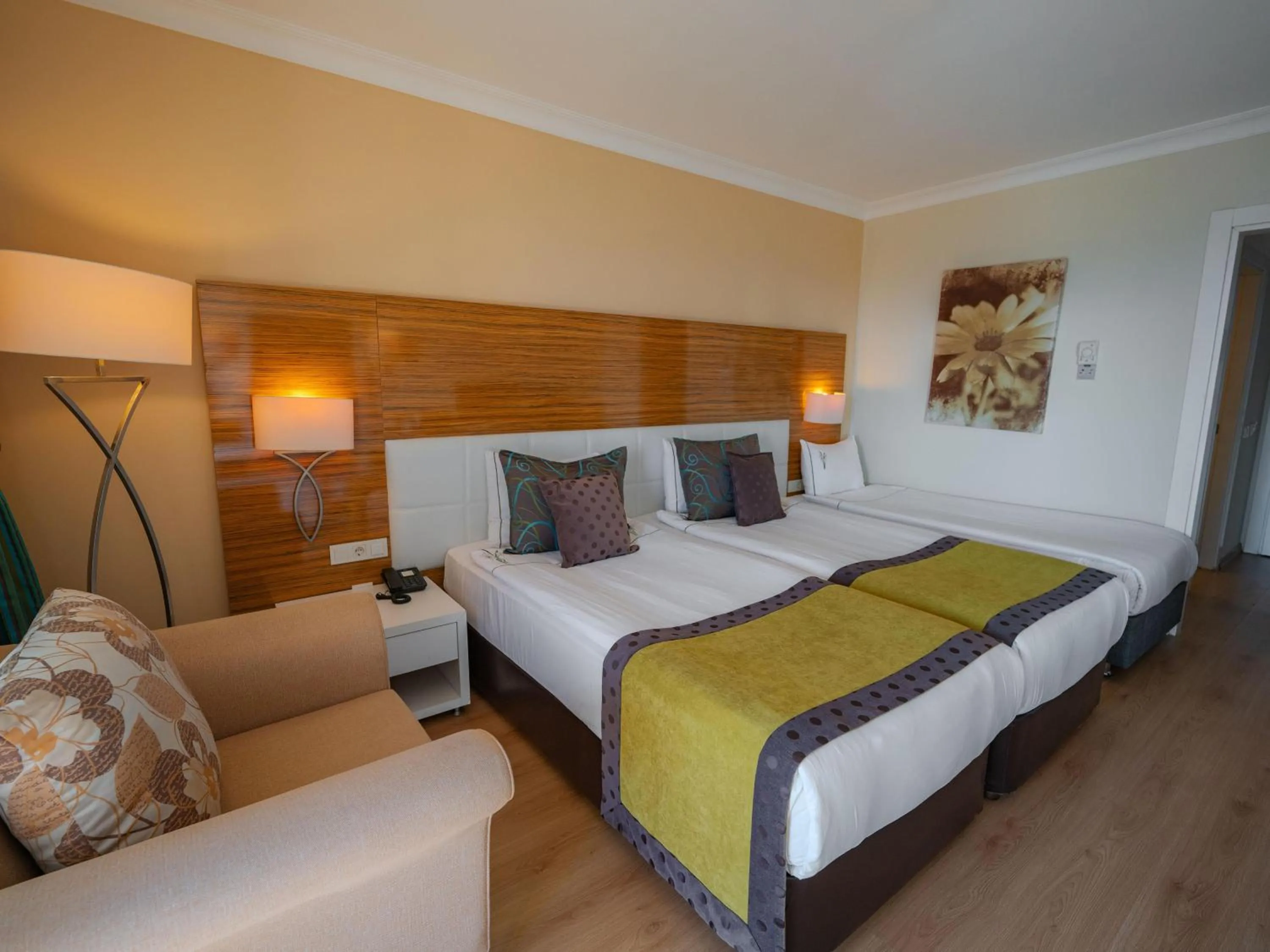 Photo of the whole room, Bed in Asteria Family Resort Belek